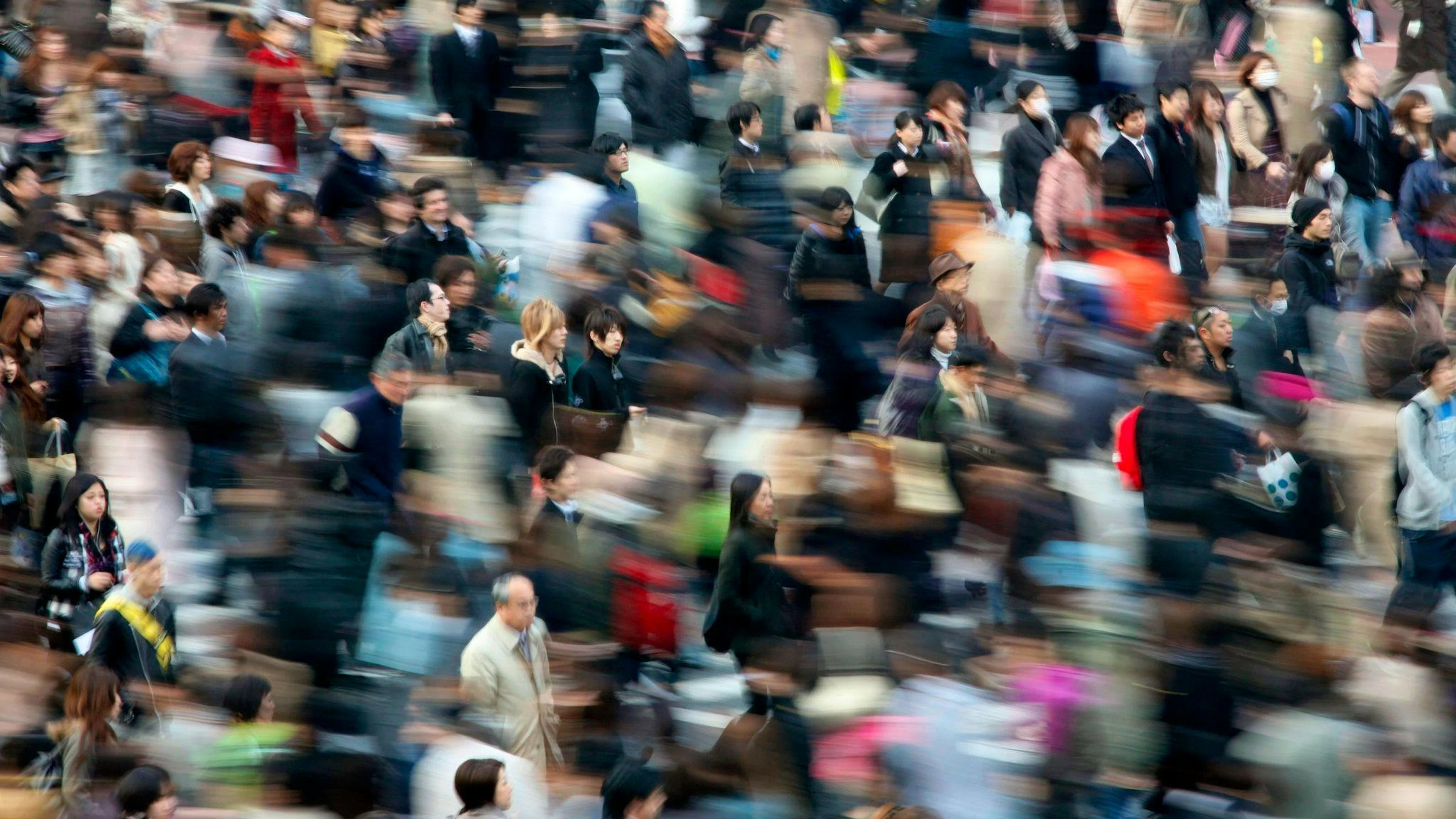 Fast jeder Zweite befürwortet die SVP-Initiative gegen die 10-Millionen-Schweiz