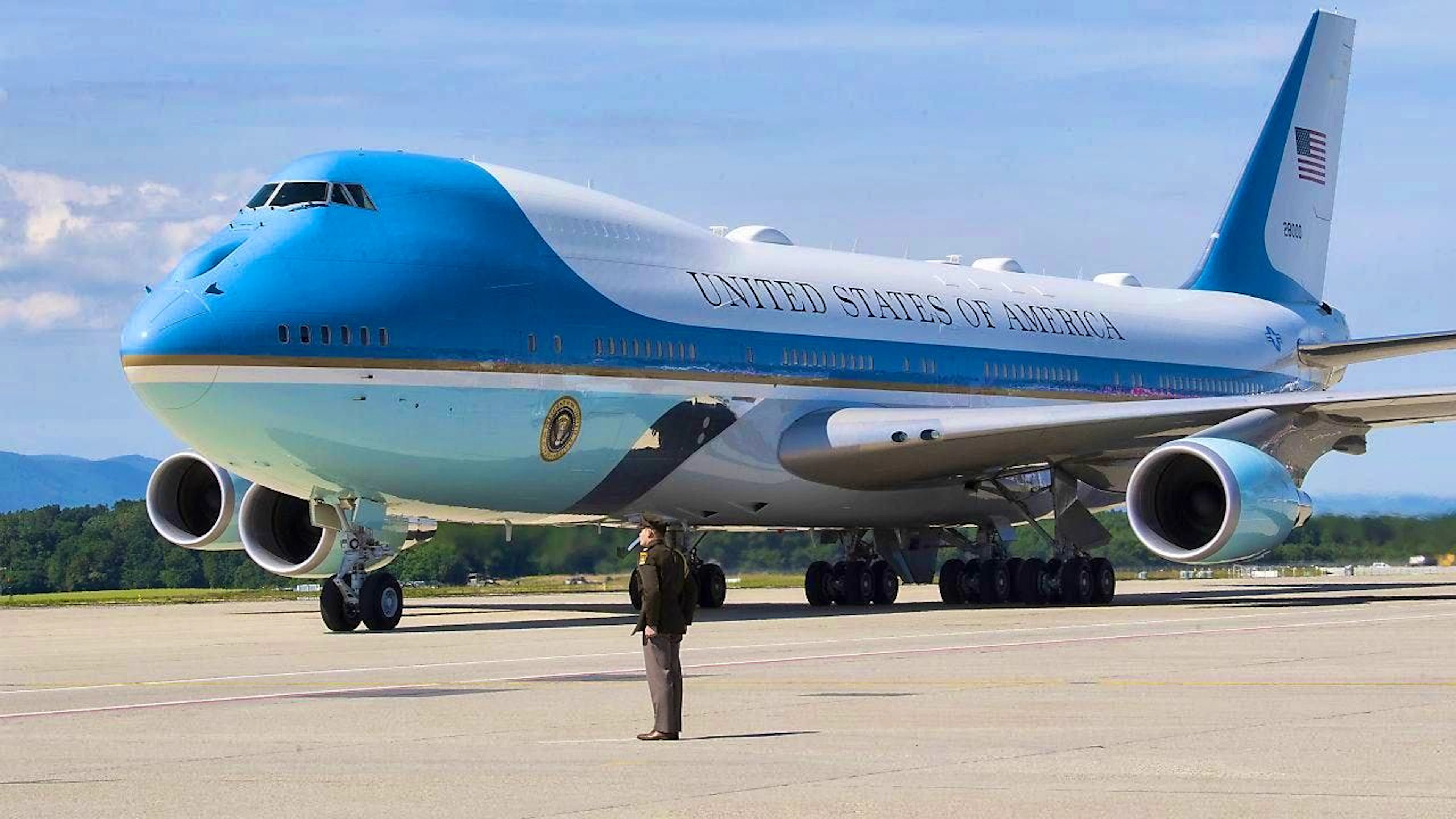 Under US President Joe Biden, Trump's plans for a new design for Air Force One were scrapped.