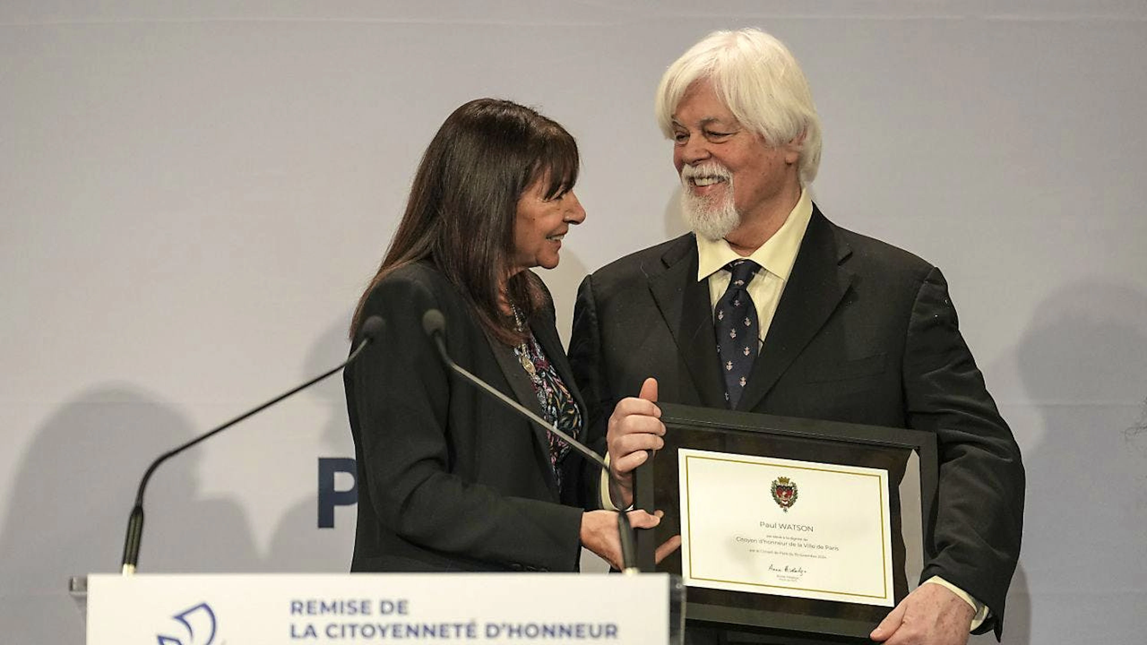 Paul Watson s'est dit "fier et honoré".