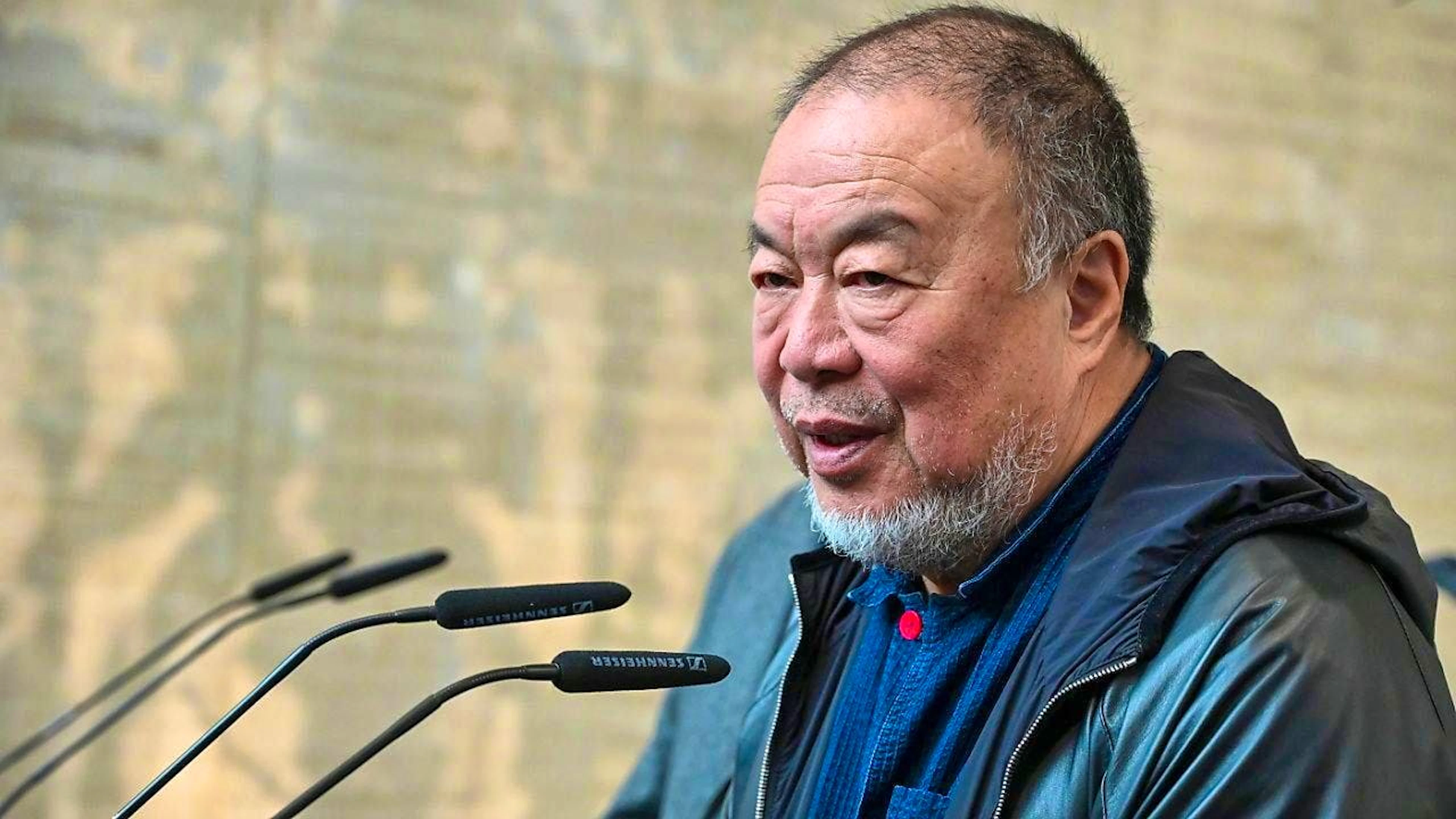 It was the first time he had experienced something like this in Switzerland, said Chinese artist Ai Weiwei on being turned away at Zurich Airport. (archive picture)