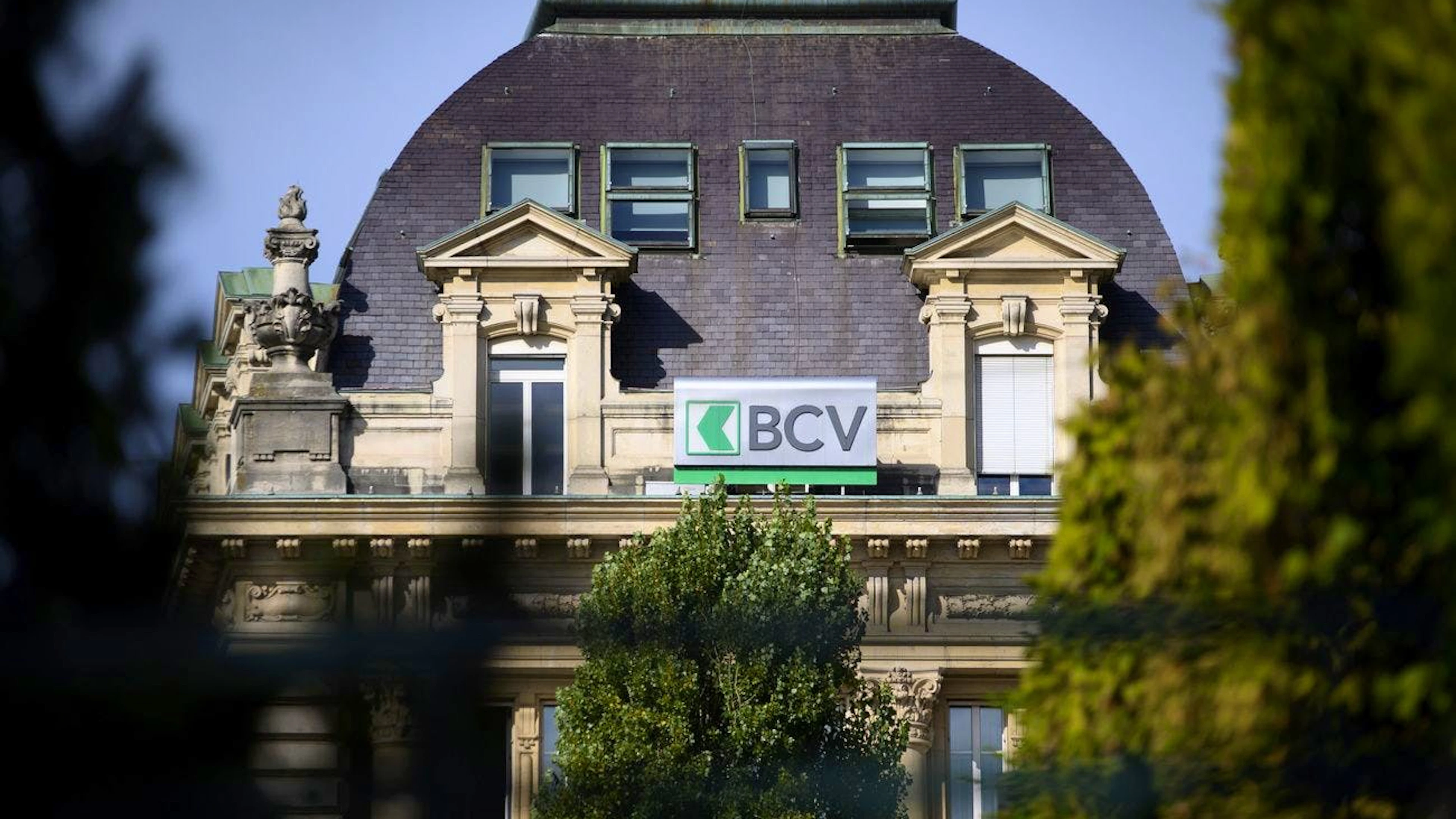 Le logo de la Banque Cantonale Vaudoise, BCV, photographié sur le siège de la Place Saint-Francois à Lausanne. (KEYSTONE/Laurent Gillieron)