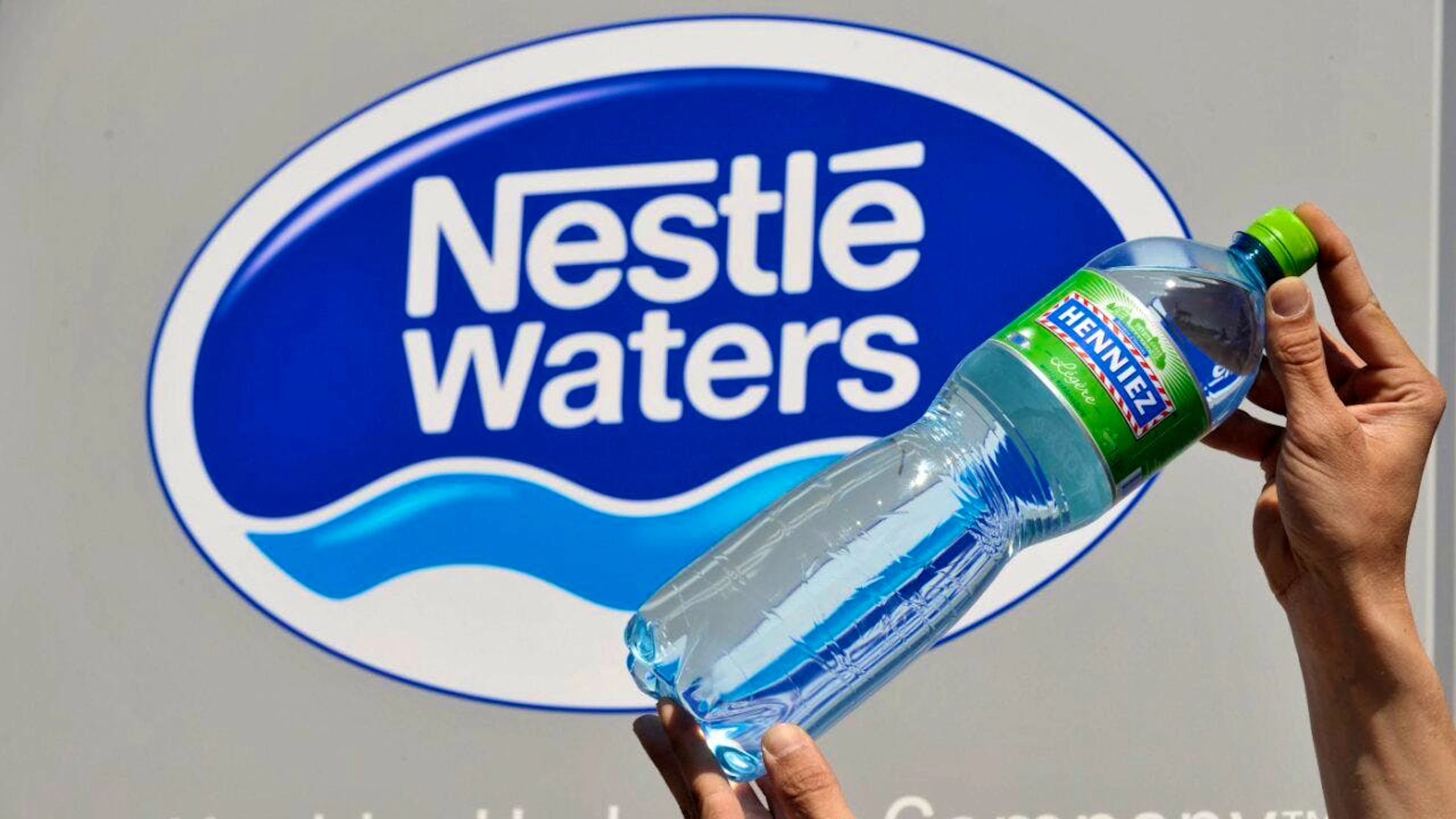 Nestlé Waters war zuletzt in Frankreich wegen der Behandlung seiner Wasser aus den Vogesen (Vittel, Contrex und Hépar) in die Kritik geraten. (Archivbild)