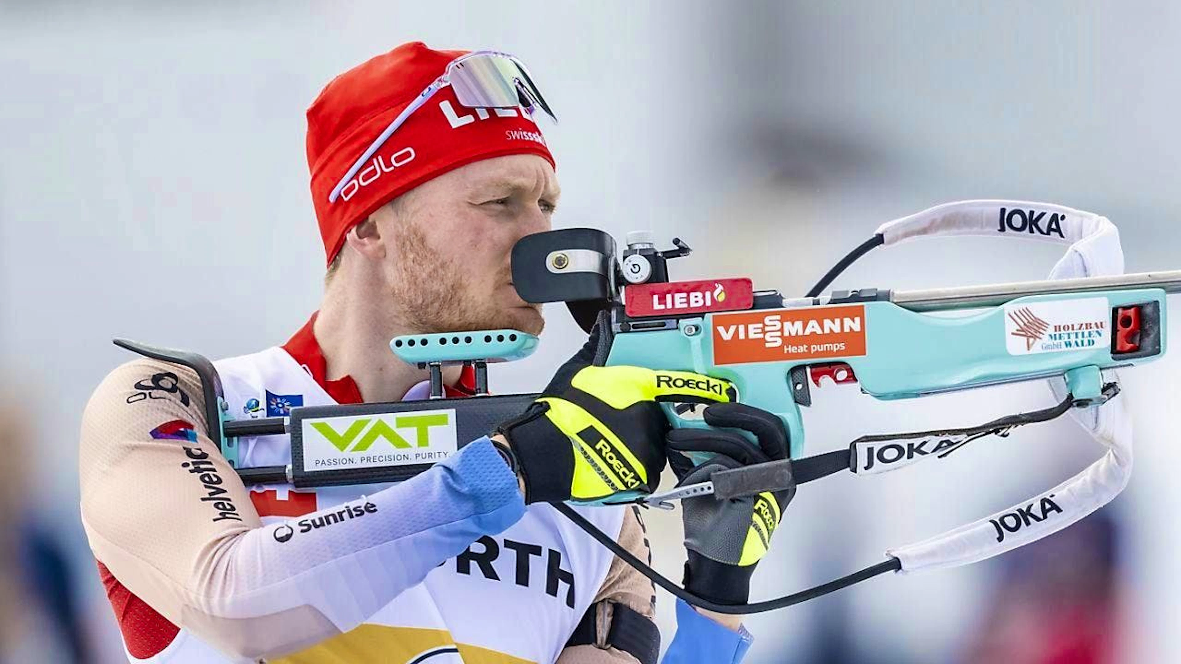 Sebastian Stalder is one of the world's best shooters in the biathlon. But the way he shoots can hardly be compared with marksmen. The Zurich native has to shoot out of breath