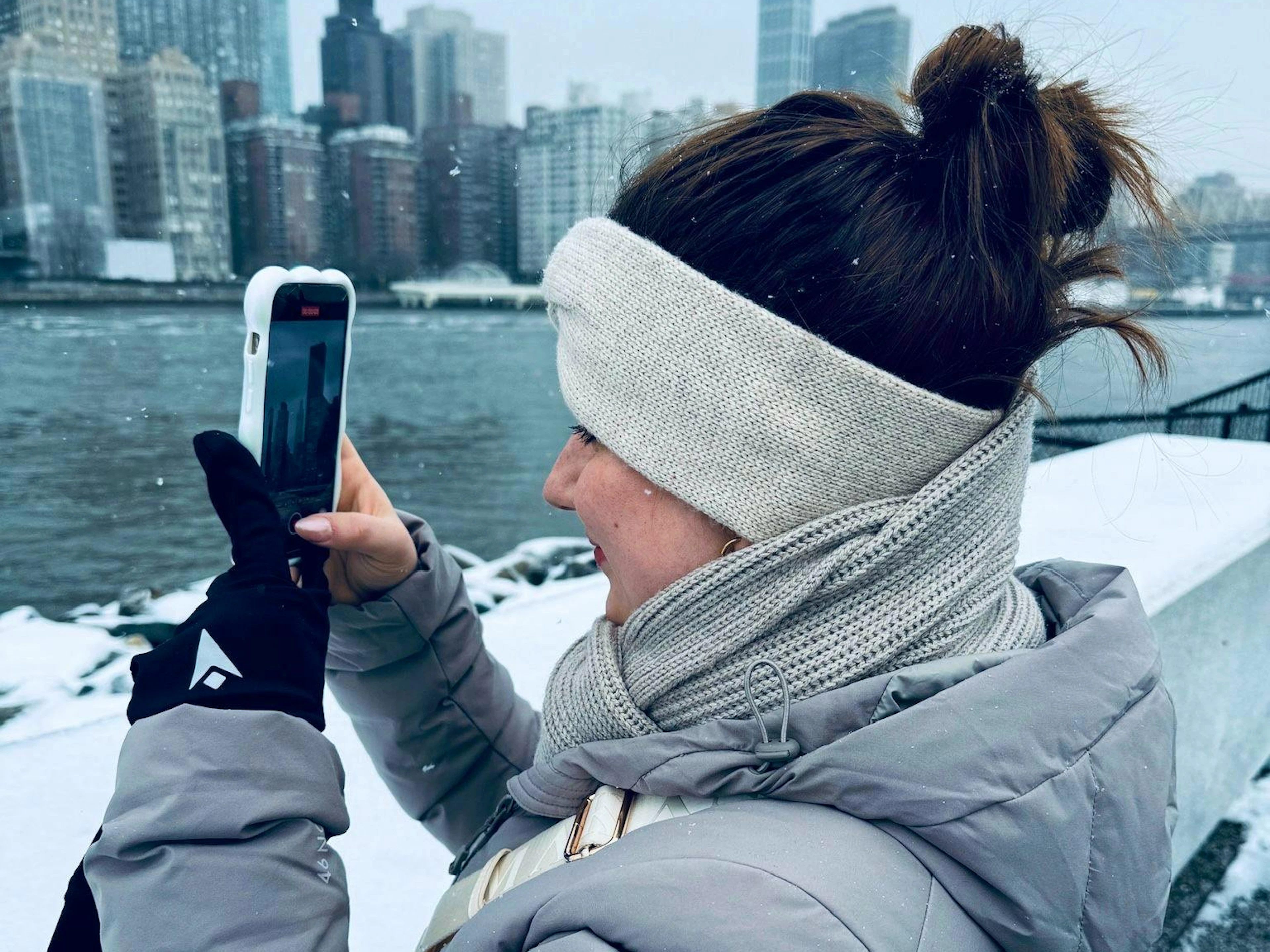 Schneeflöckchen, Weissröckchen: Im weissen Kleid hat New York seinen eigenen Charme. 