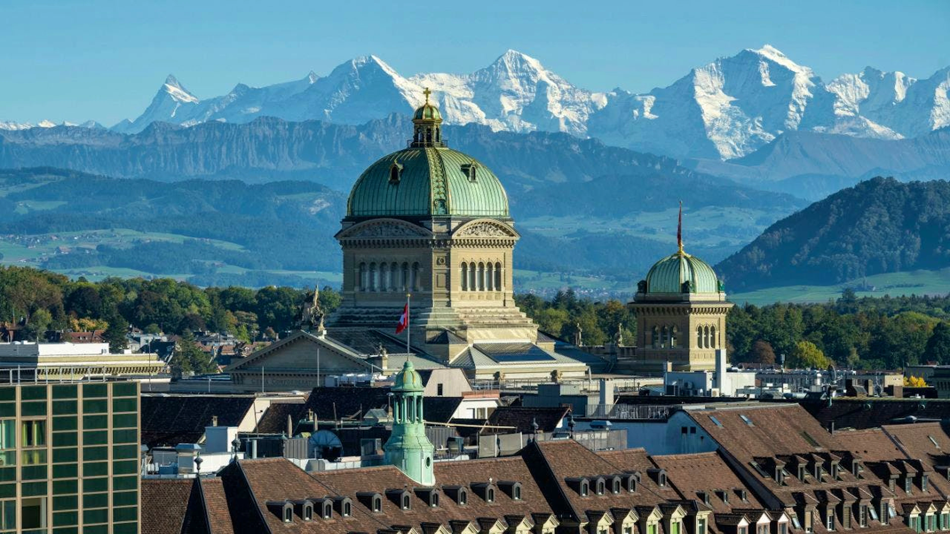 In den nächsten drei Wochen wird im Bundeshaus wieder debattiert. Heute Montag beginnt die Frühjahrssession von National- und Ständerat. (Archivbild)