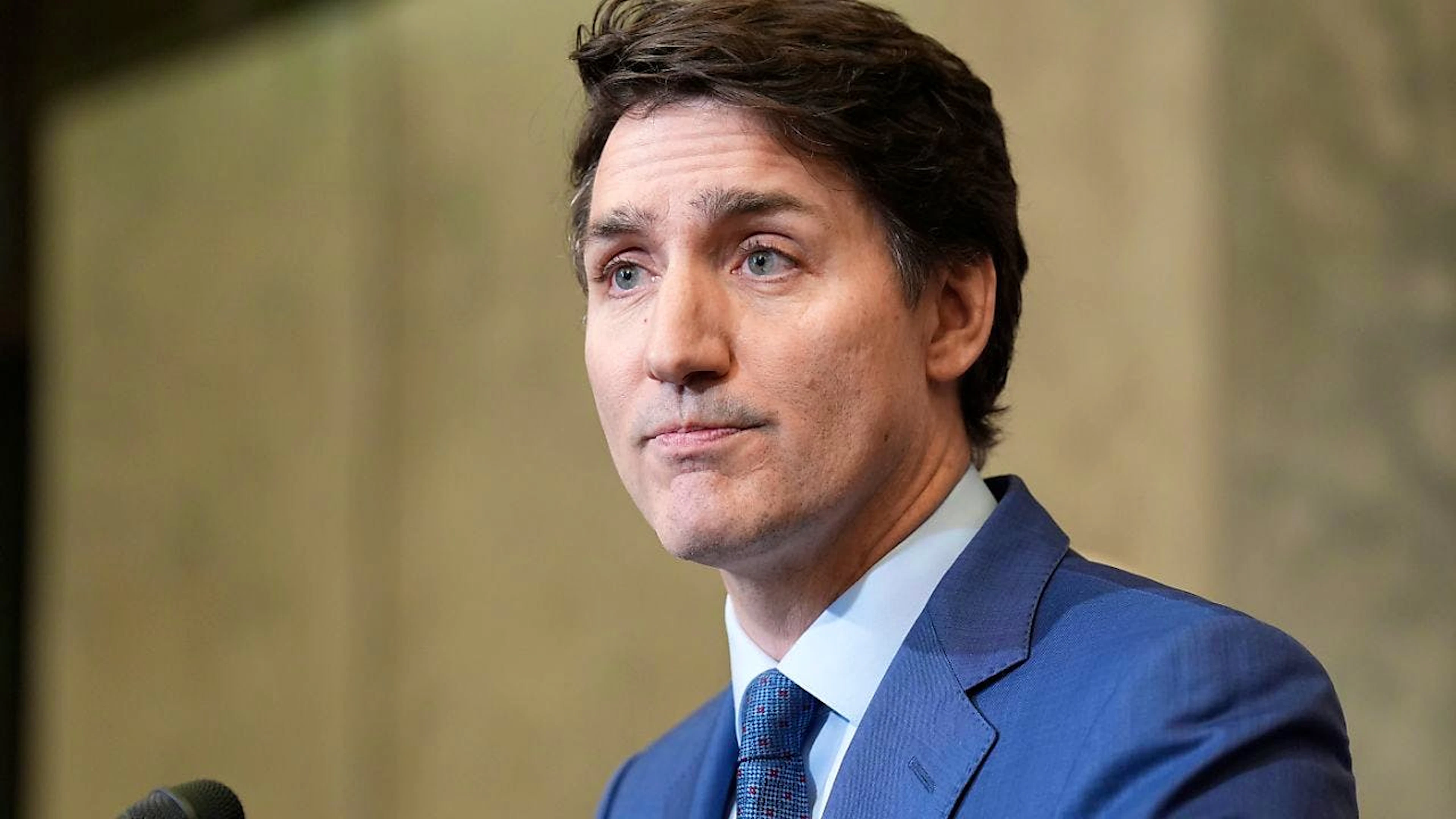 ARCHIV - Kanadas Premierminister Justin Trudeau spricht auf einer Pressekonferenz über die von den USA verhängten Zölle. Foto: Adrian Wyld/The Canadian Press/AP/dpa