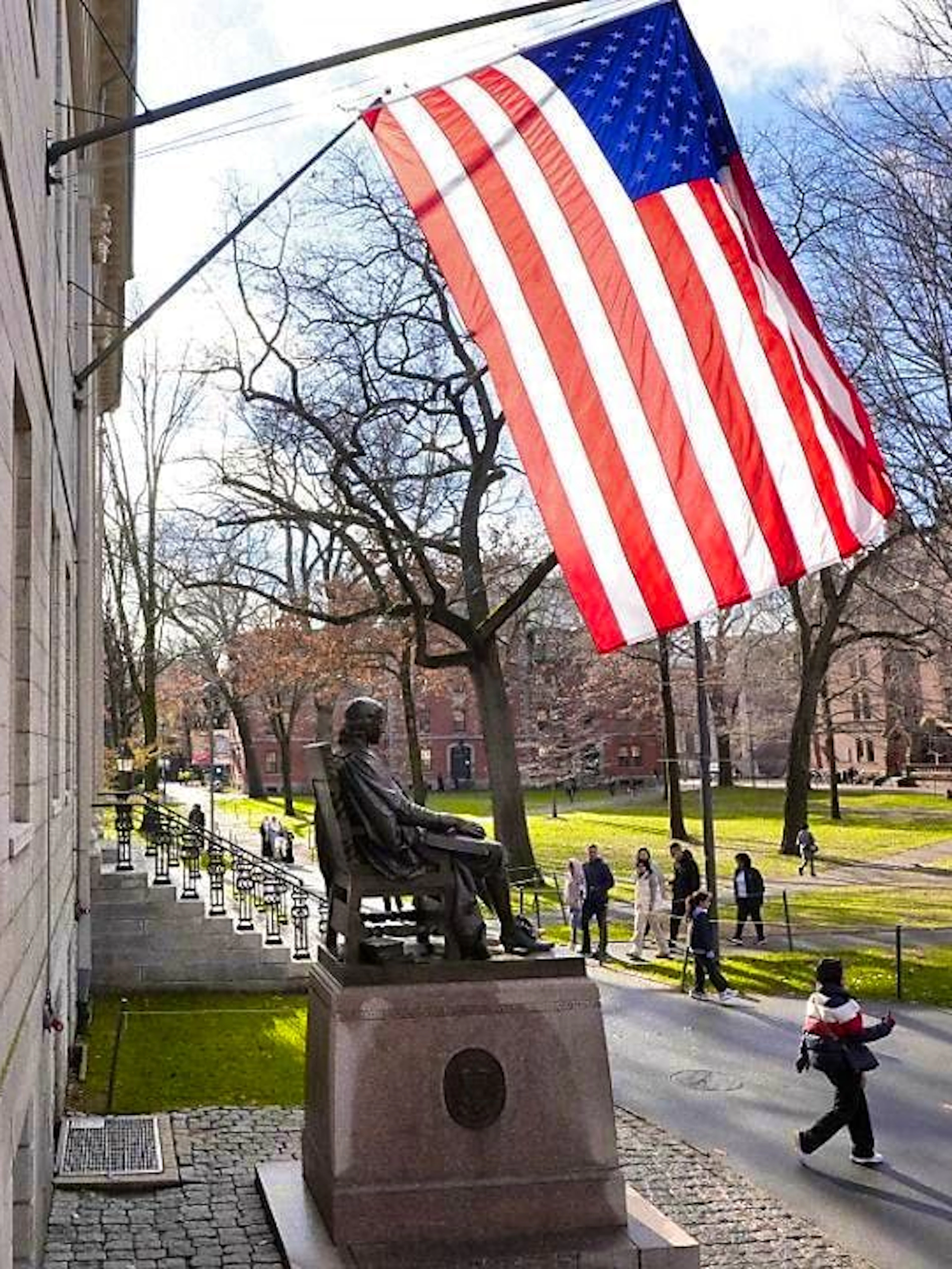 Les Etats-Unis limitent les séjours des journalistes et étudiants