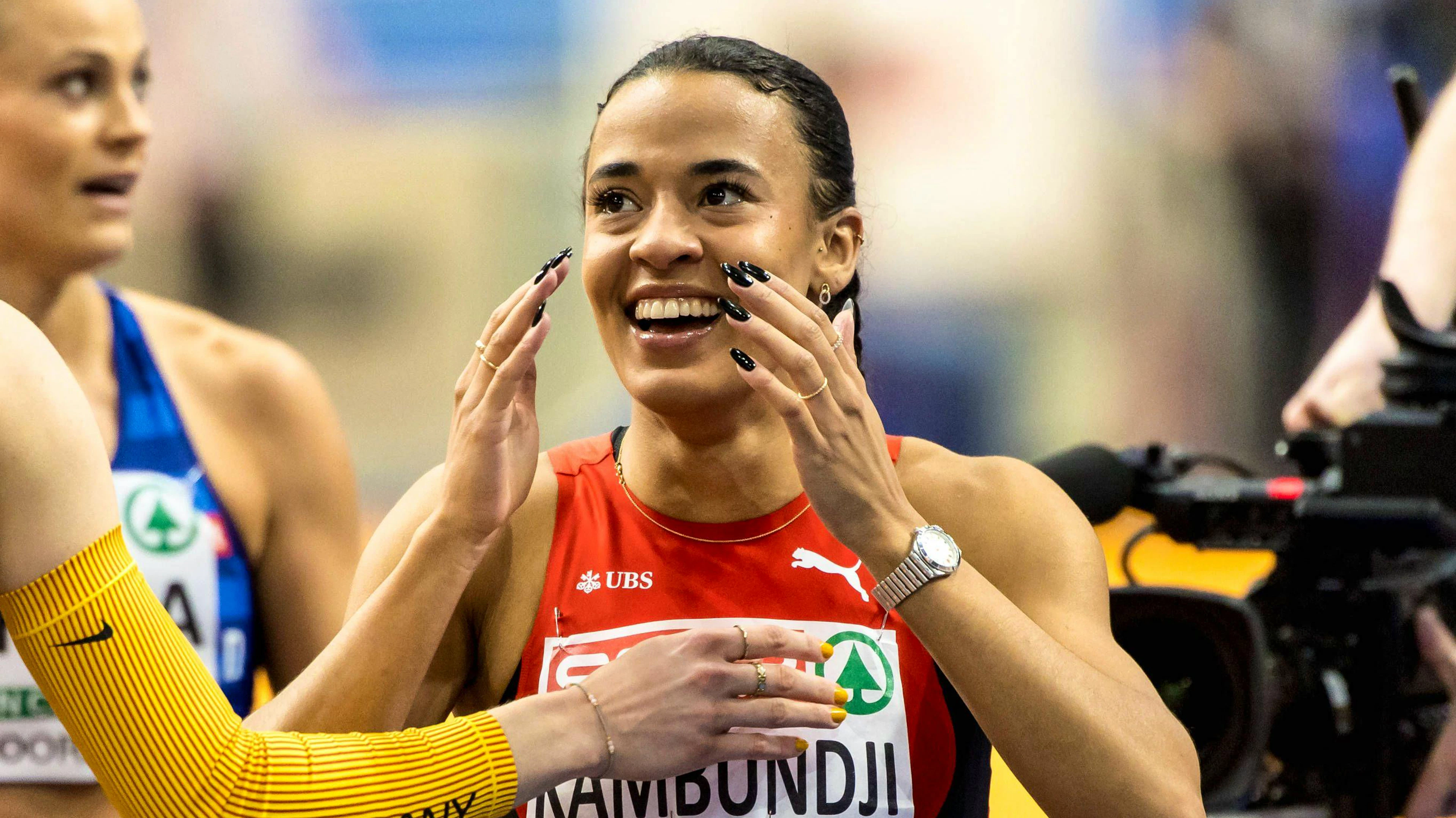 Goldmedaille und Europarekord: Ditaji Kambundji läuft an der Hallen-EM Superzeit.