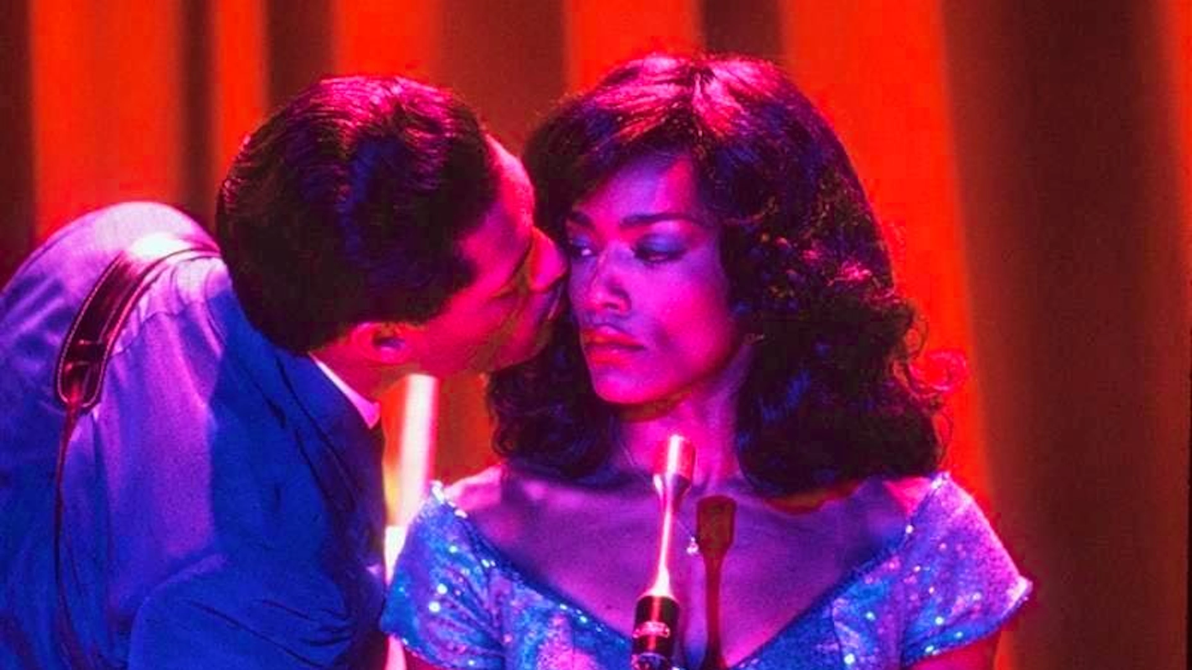 Ambitious rock musician Ike Turner discovers the talent of young singer Anna-Mae Bullock (ANGELA BASSETT) and marries her.