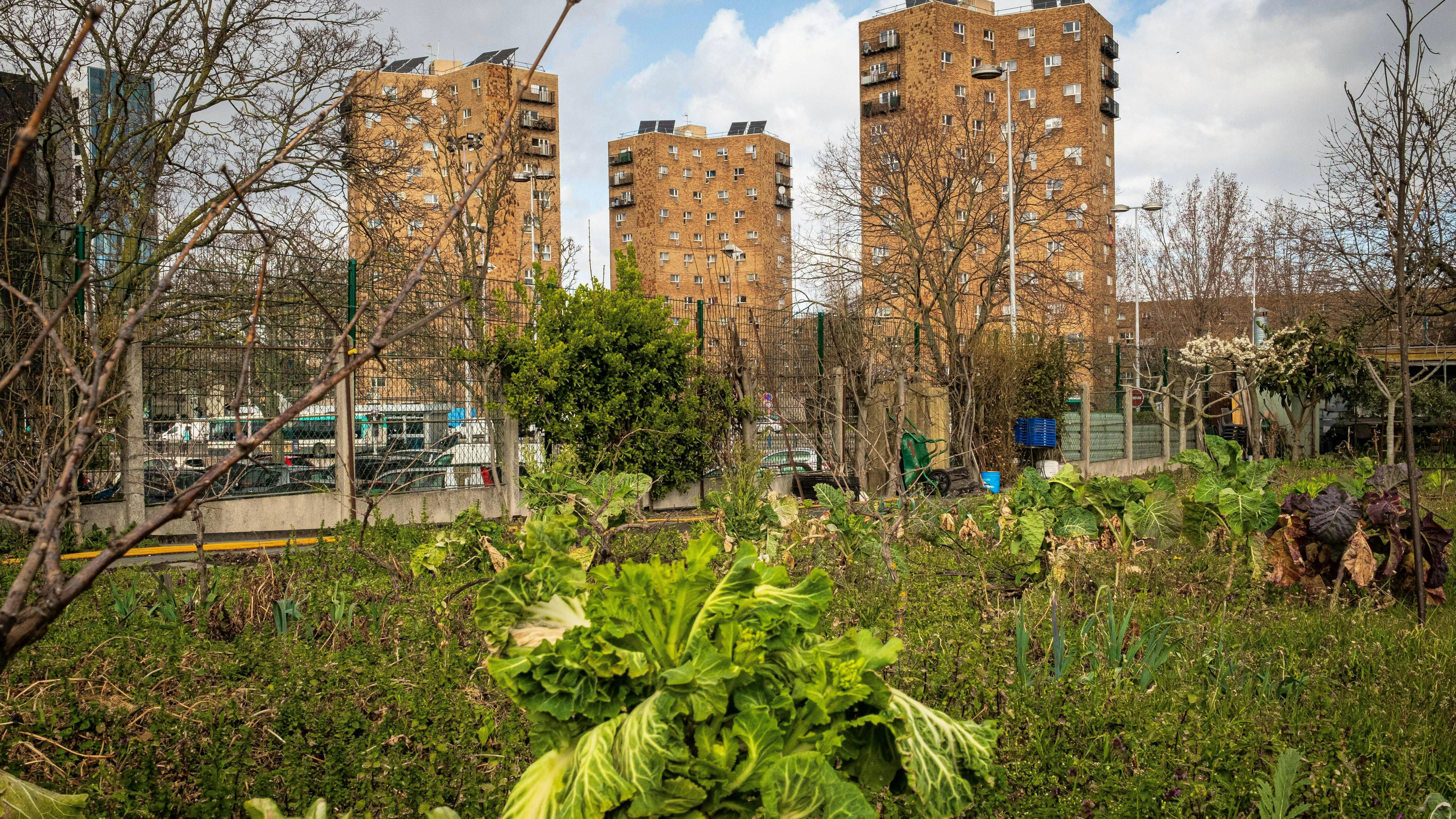 Der Pariser Stadtteil Fort d'Aubervilliers diente für Forschungsarbeiten mit Radium. Heute ist das ehemalige Testgelände weitestgehend dekontaminiert.