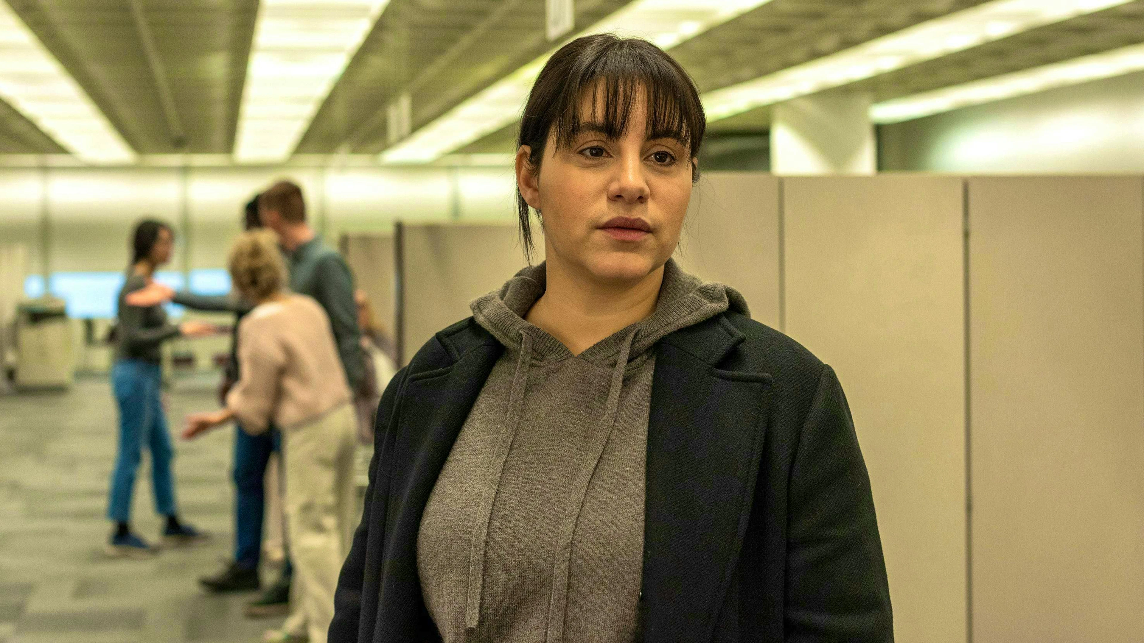 Blackout at the citizens' office: Mila Sahin (Almila Bagriacik) wants to find out who is manipulating from the outside.