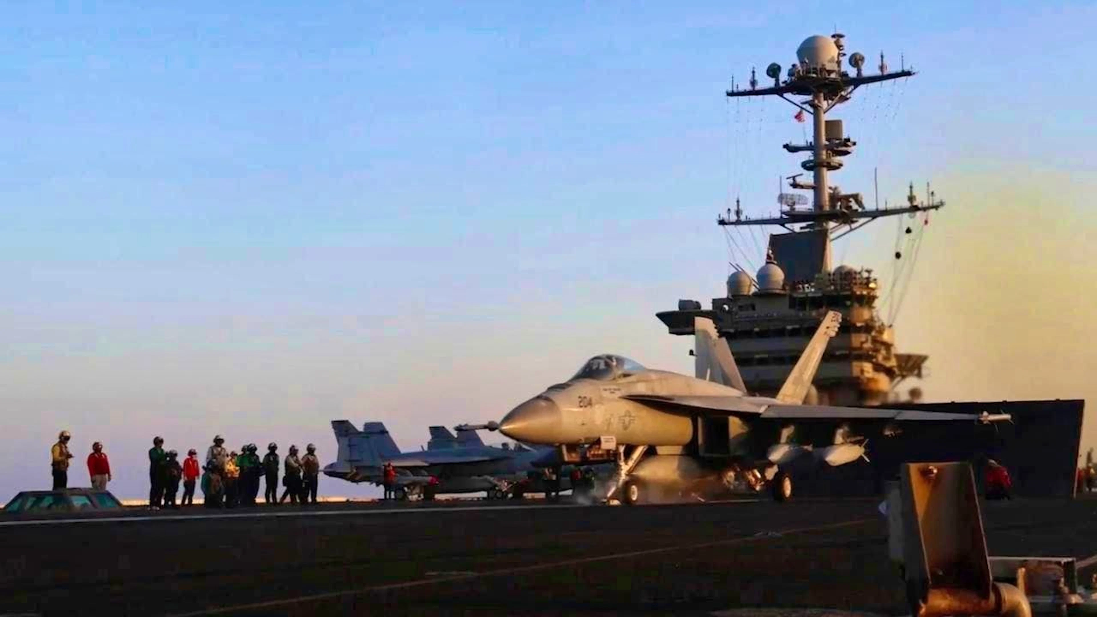 This image taken from video provided by the U.S. Navy shows an aircraft taking off from an aircraft carrier at an undisclosed location ahead of airstrikes on Sanaa, Yemen. Photo: -/U.S. Navy via AP/dpa - ATTENTION: For editorial use only and only with full attribution to the above credit