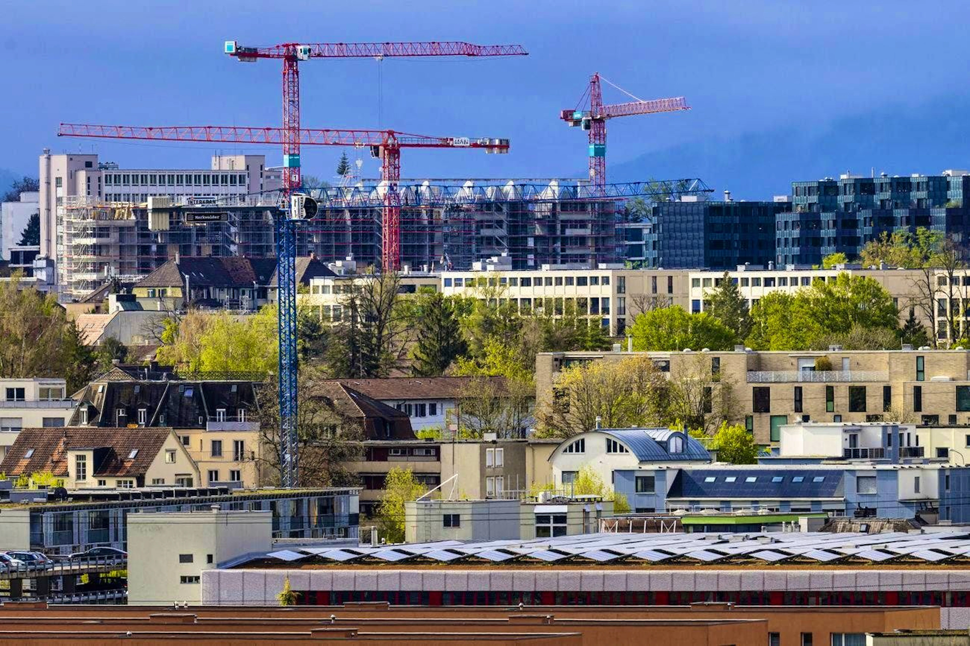 Mortgages continue to rise in Switzerland.