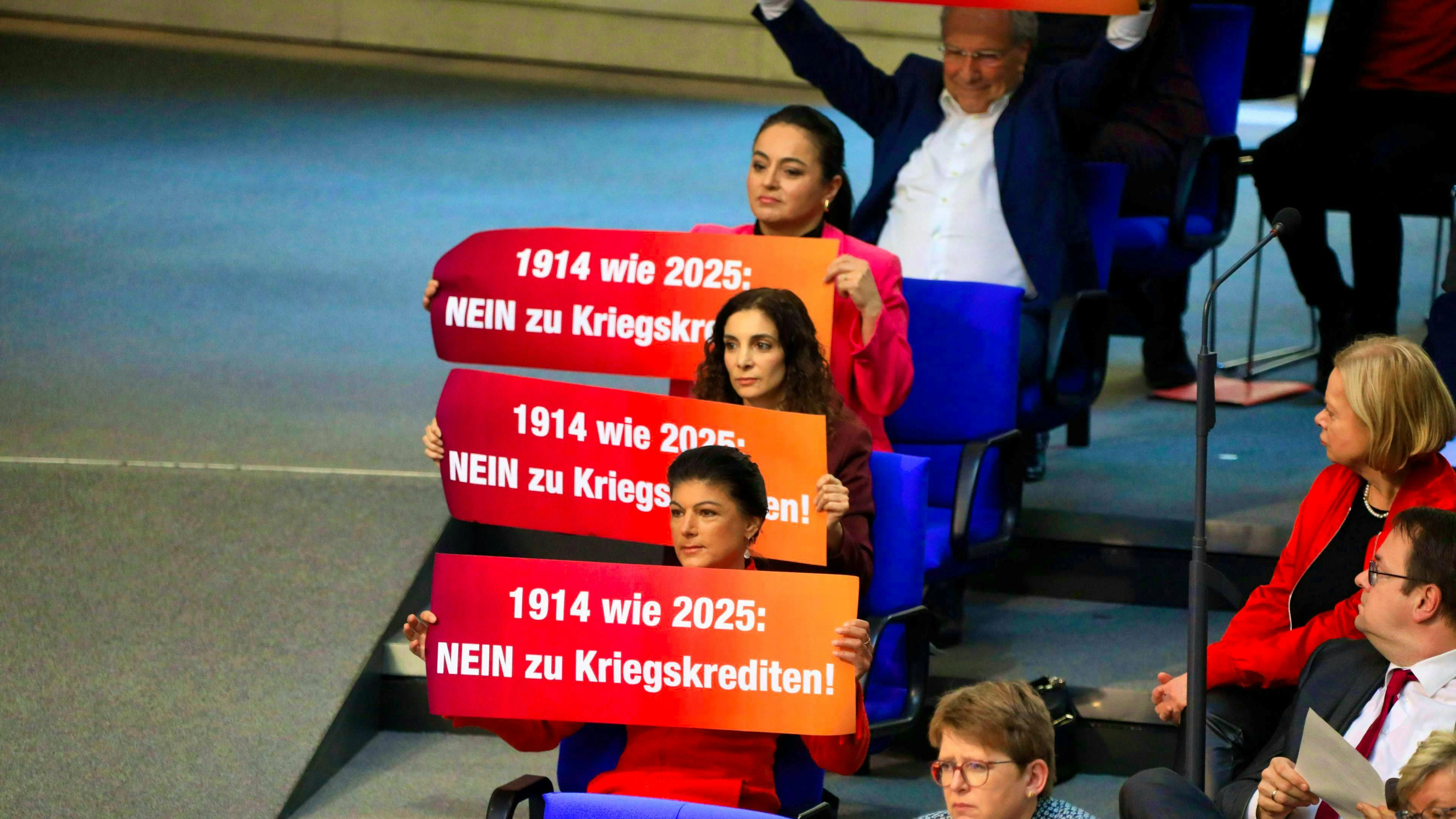 MPs from the BSW group briefly interrupted the special session with a protest action.