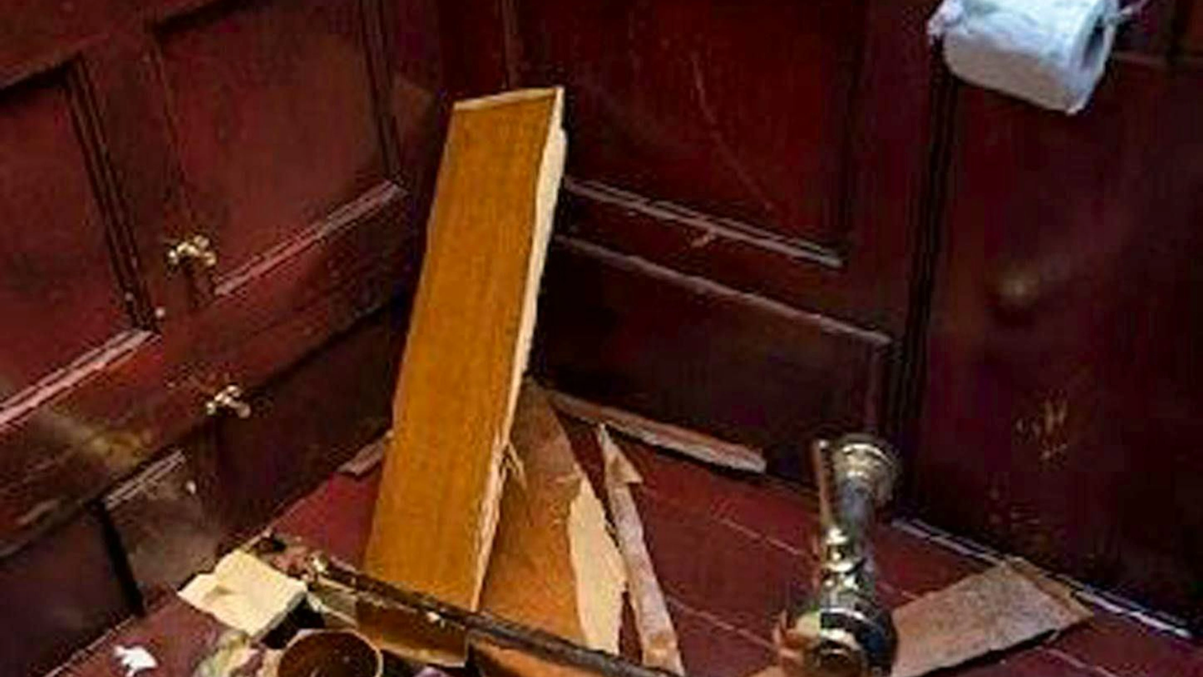 The burglars ripped out the golden toilet within a few minutes. (archive picture)