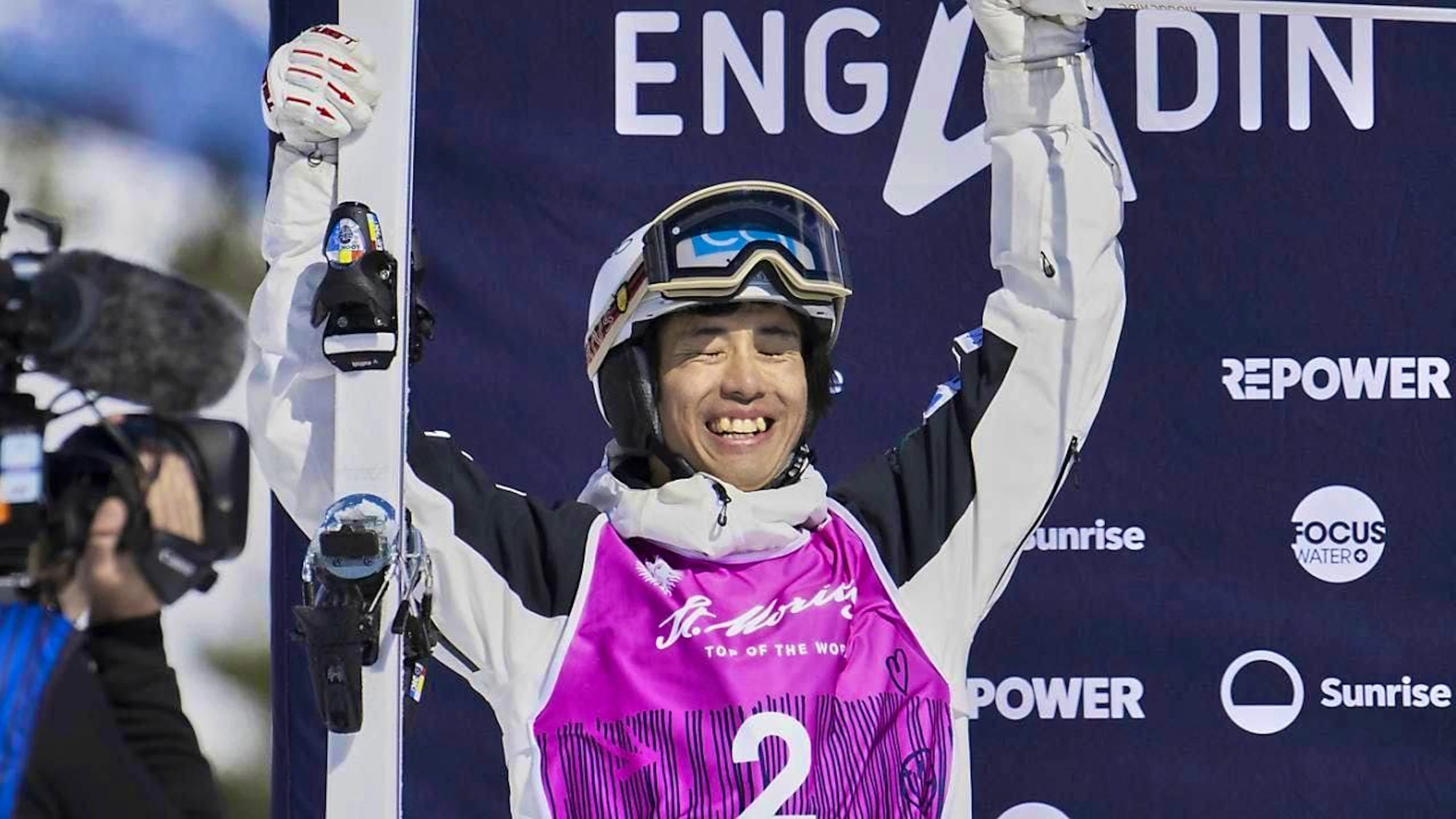 The Japanese rider is crowned world champion on the moguls.