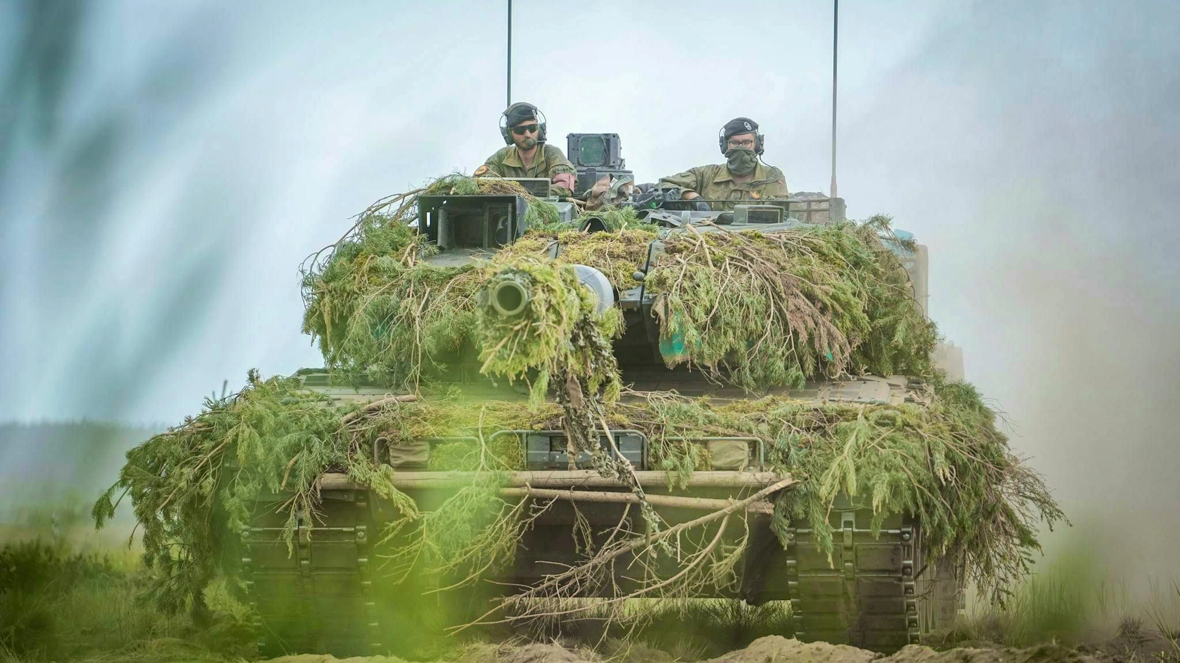 According to EU plans, around 770 billion Swiss francs are to be invested in armaments over the next four years alone.