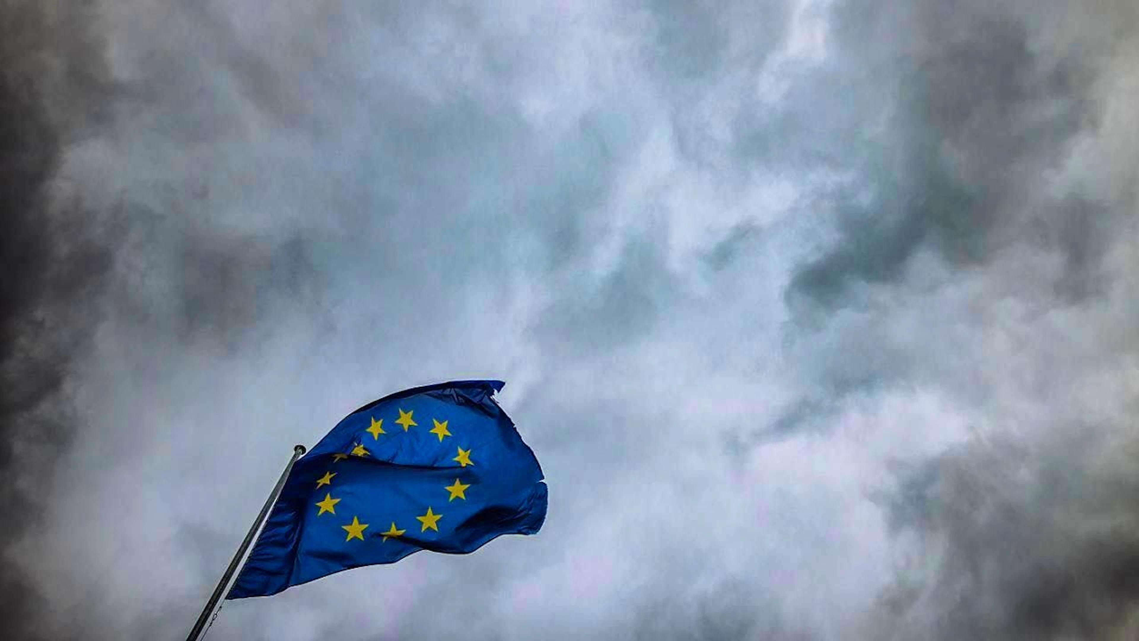 ARCHIVE - The flag of the European Union. Photo: Philipp von Ditfurth/dpa