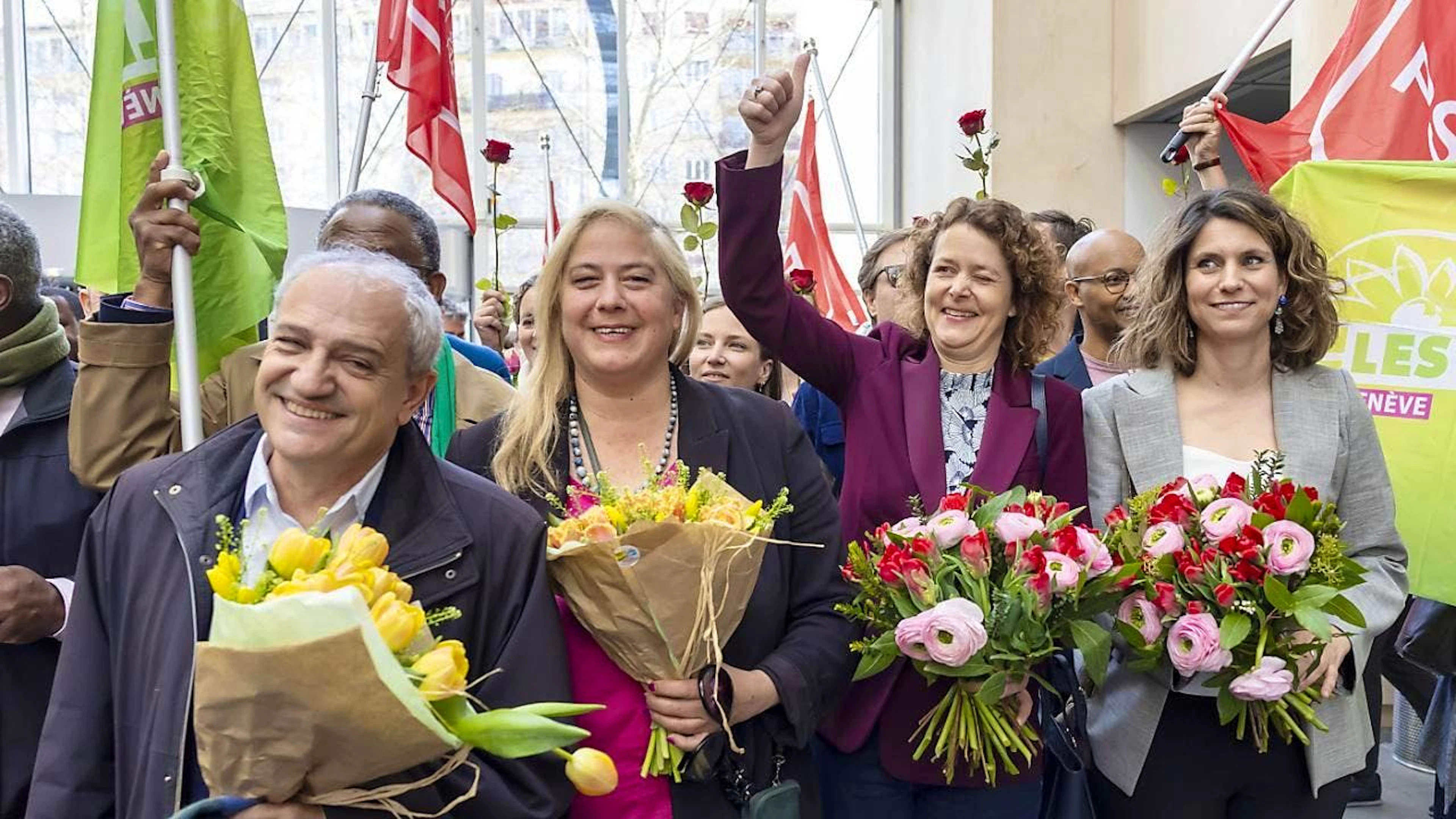 Die Grünen Alfonso Gomez und Marjorie de Chastonay sowie die beiden SP-Kandidatinnen Joelle Bertossa und Christina Kitsos (v.l.n.r.) haben gute Chancen, im Genfer Gemeinderat bleiben oder in ihn einziehen zu können.