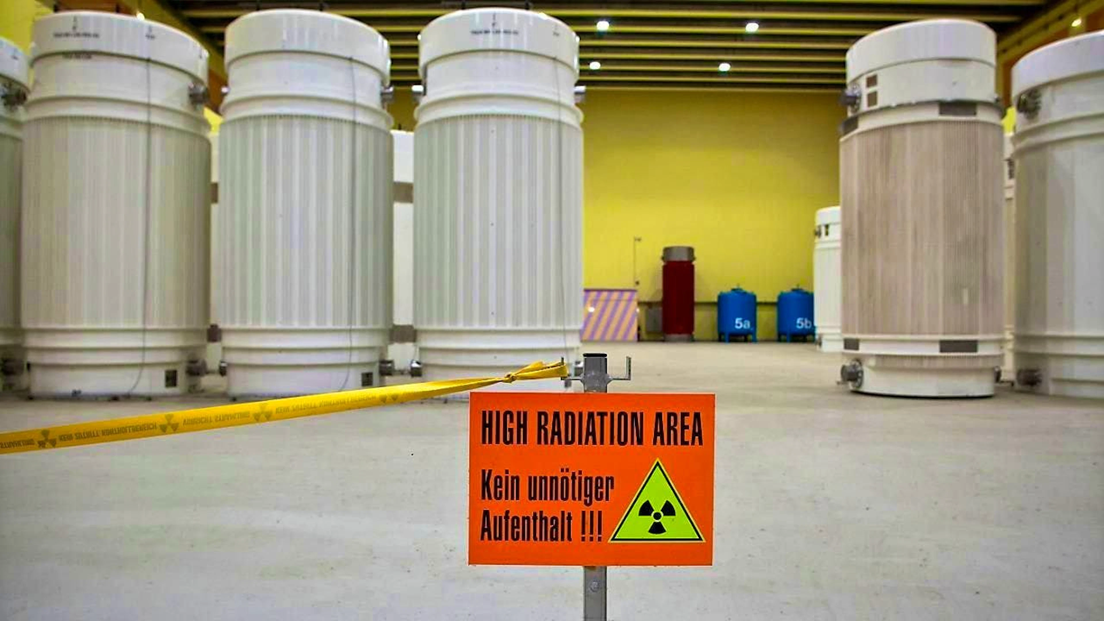 The central interim storage facility in Würenlingen AG contains 85 Castor casks weighing several tons. They contain the spent nuclear fuel rods, which are highly radioactive. The interim storage facility has been in operation for 25 years. (archive picture)