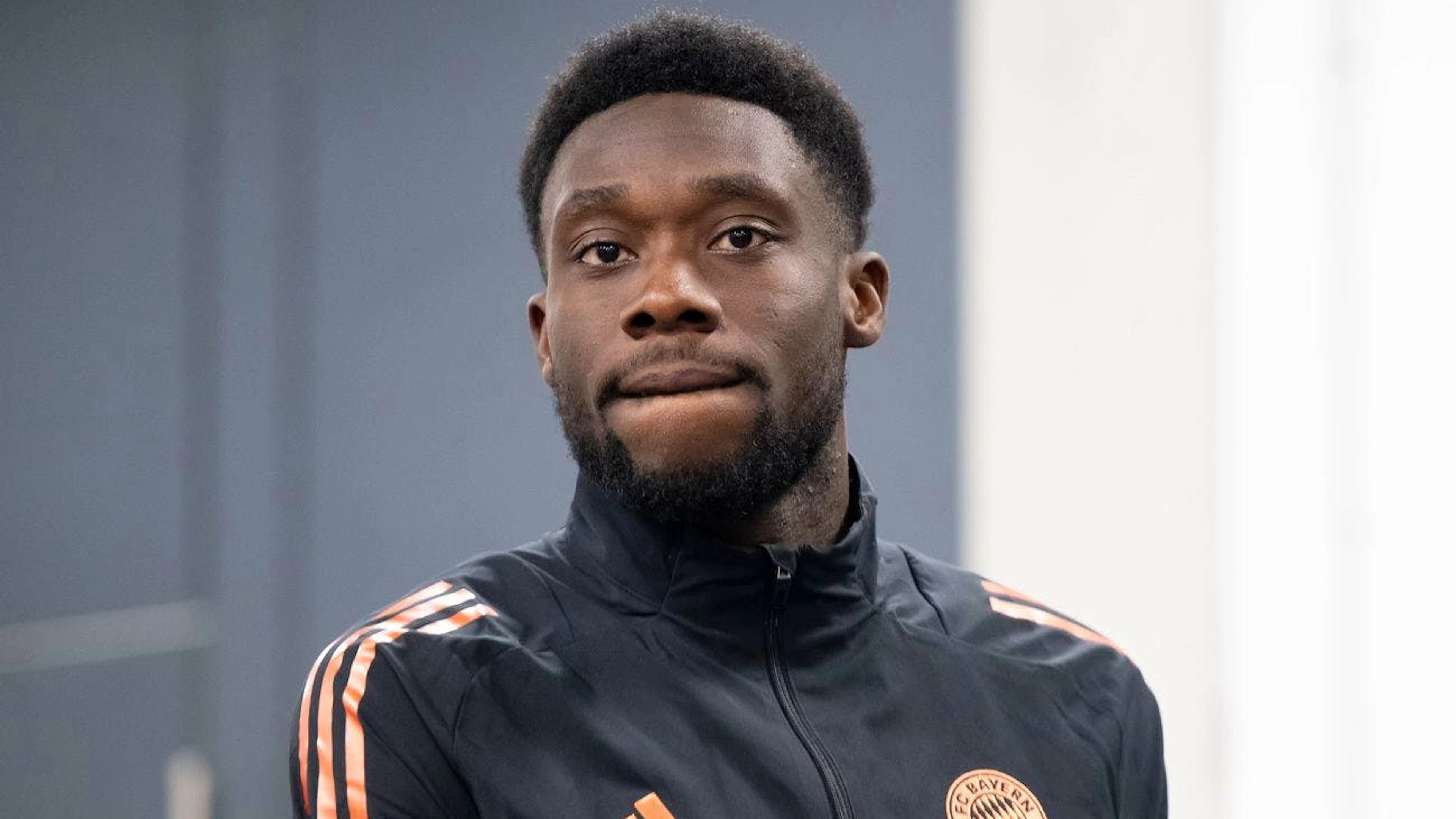 Alphonso Davies fällt mit einem Kreuzbandriss lange aus.