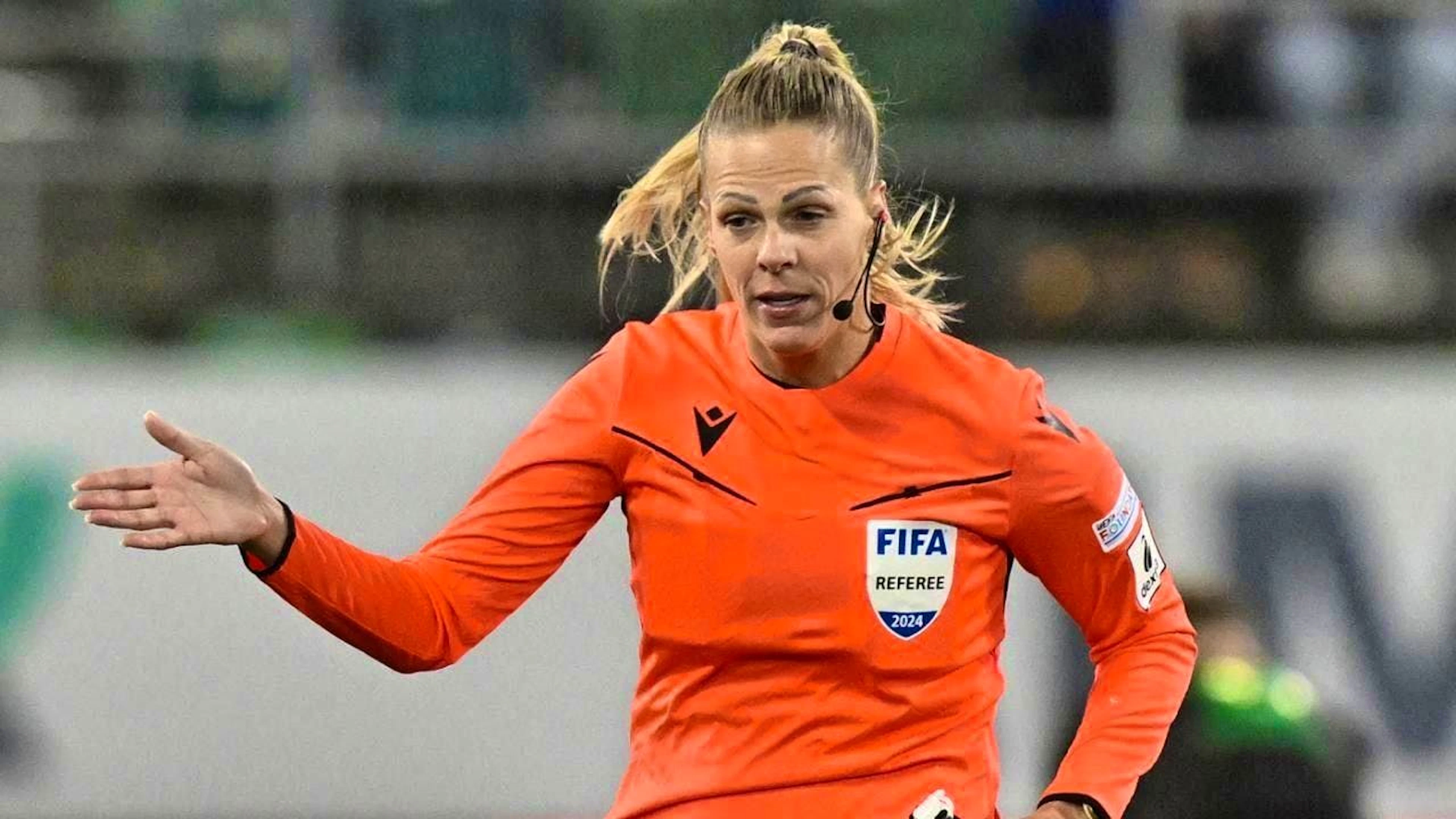 Desirée Grundbacher will be allowed to referee matches at the European Championships in Switzerland