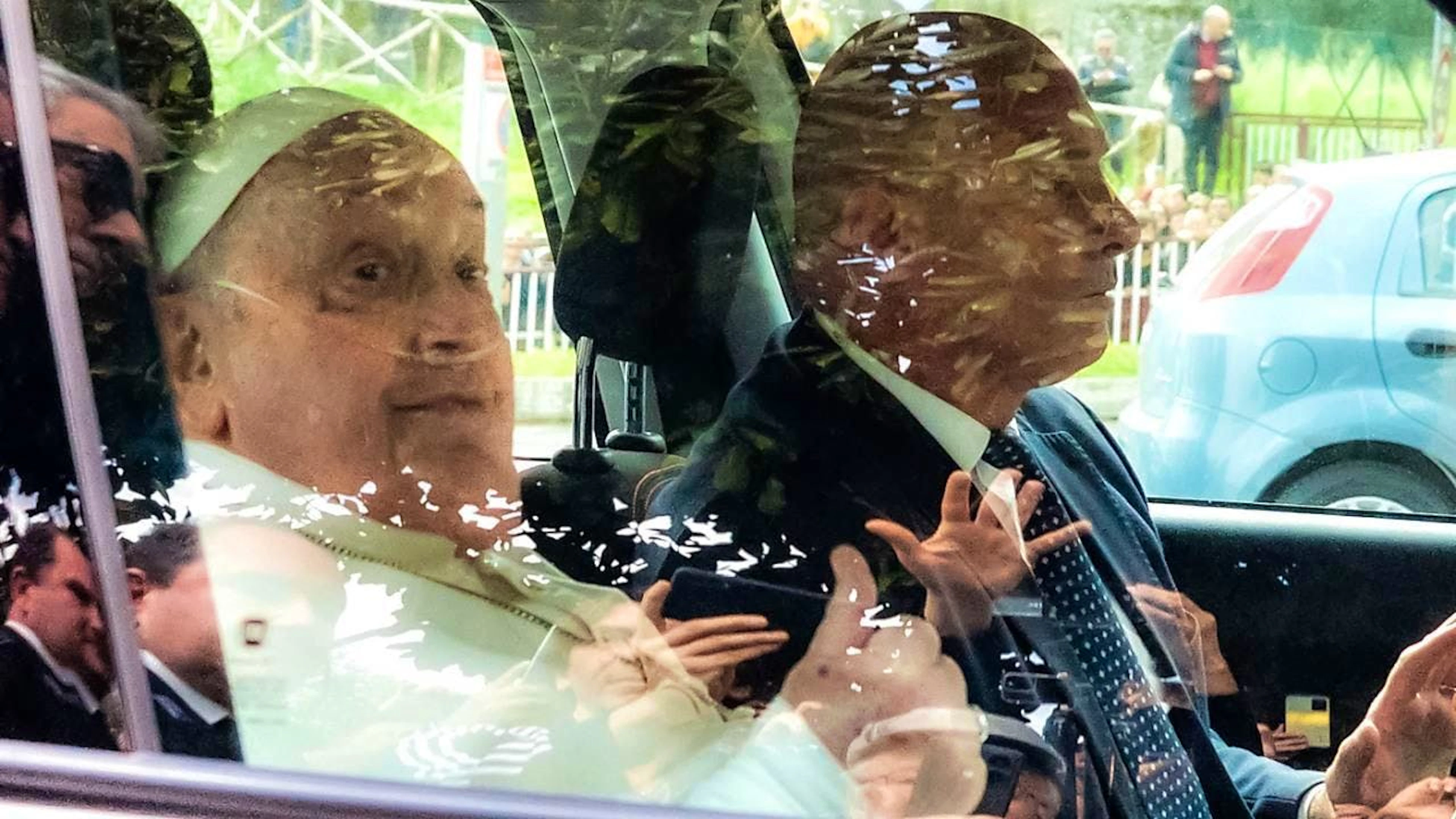 Le pape va mieux. Il pourrait apparaître en public dimanche (archives).