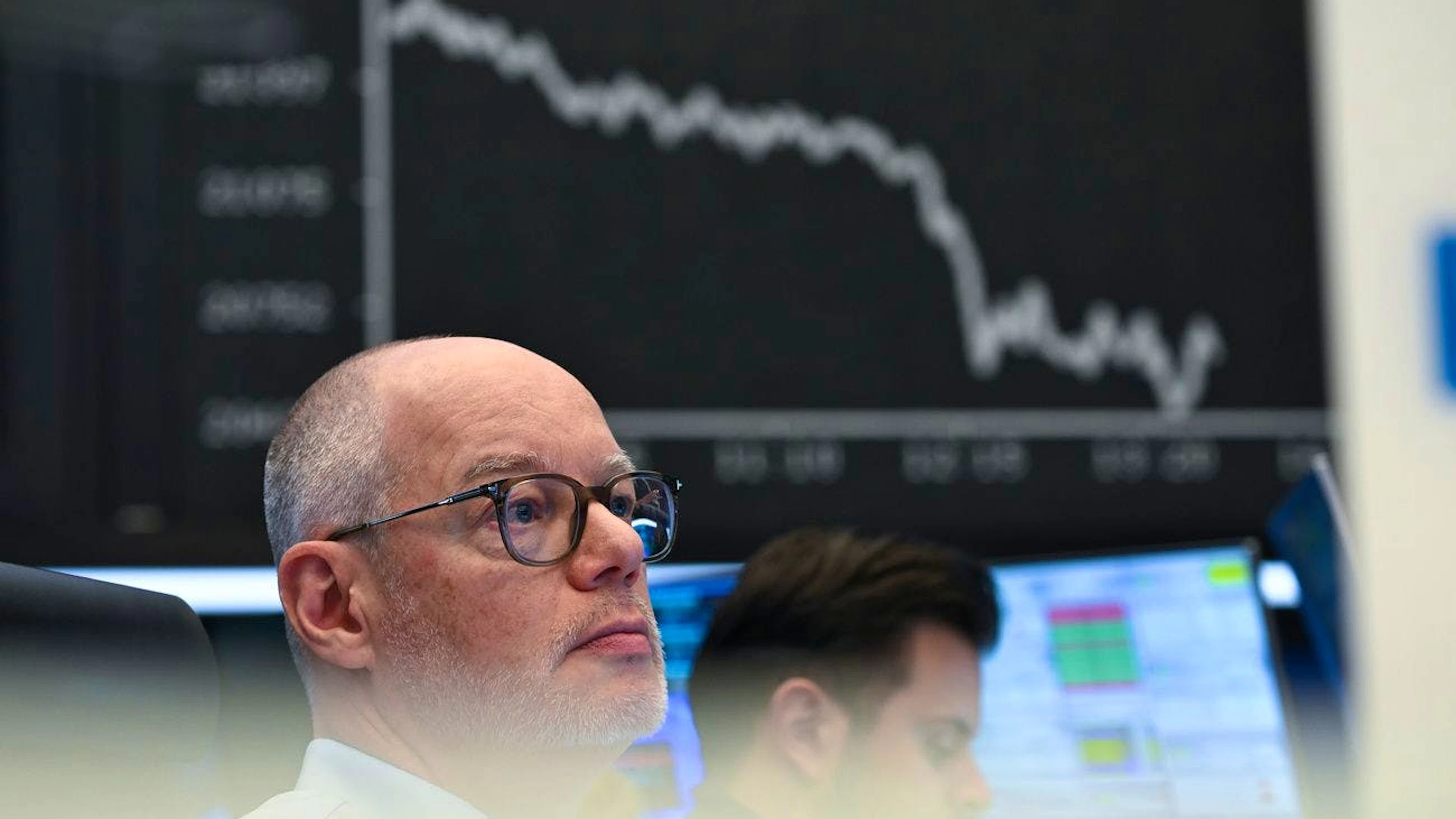 Die Börse kämpft. Der SMI verliert innert Sekunden über 6,3 Prozent. (Stand 09.30 Uhr)
