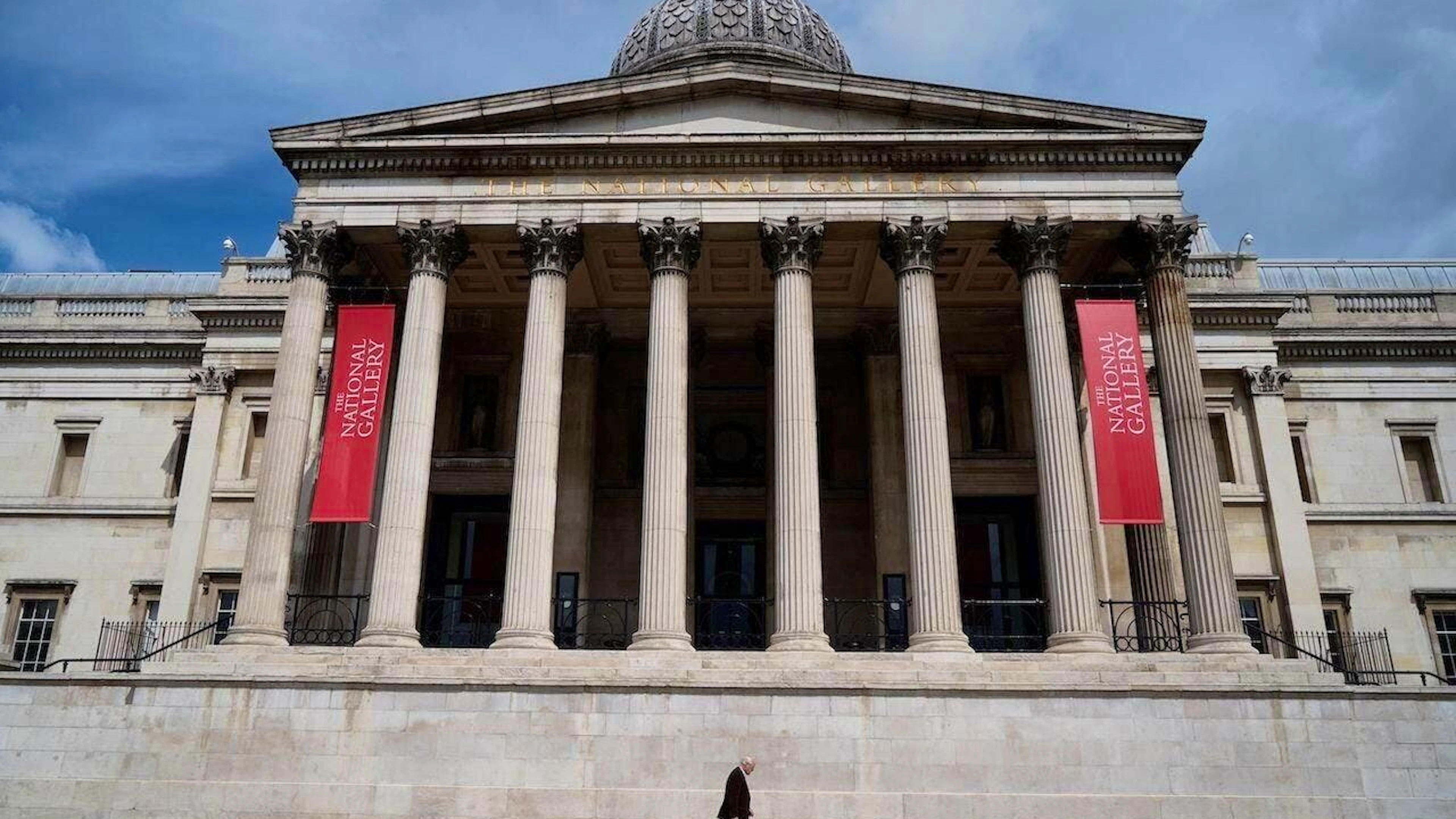 La National Gallery, dont l'entrée est gratuite, a été fondée en 1824 et possède une collection de plus de 2.300 peintures.