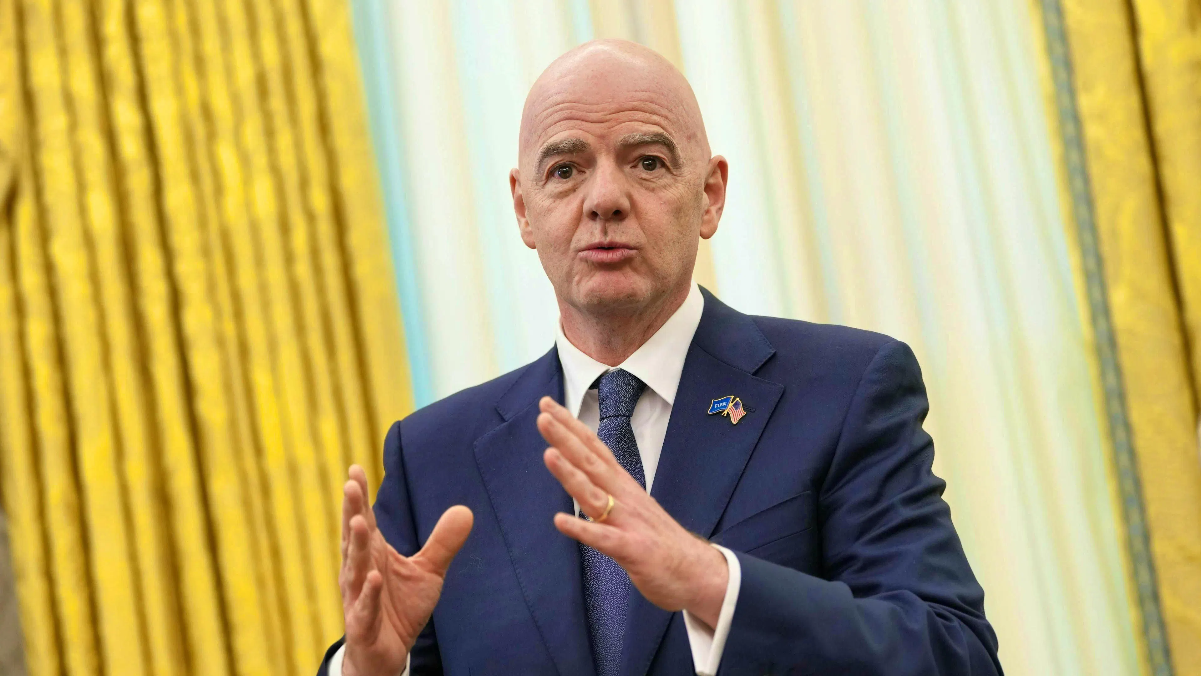 FIFA boss Infantino meets with FBI director in Miami