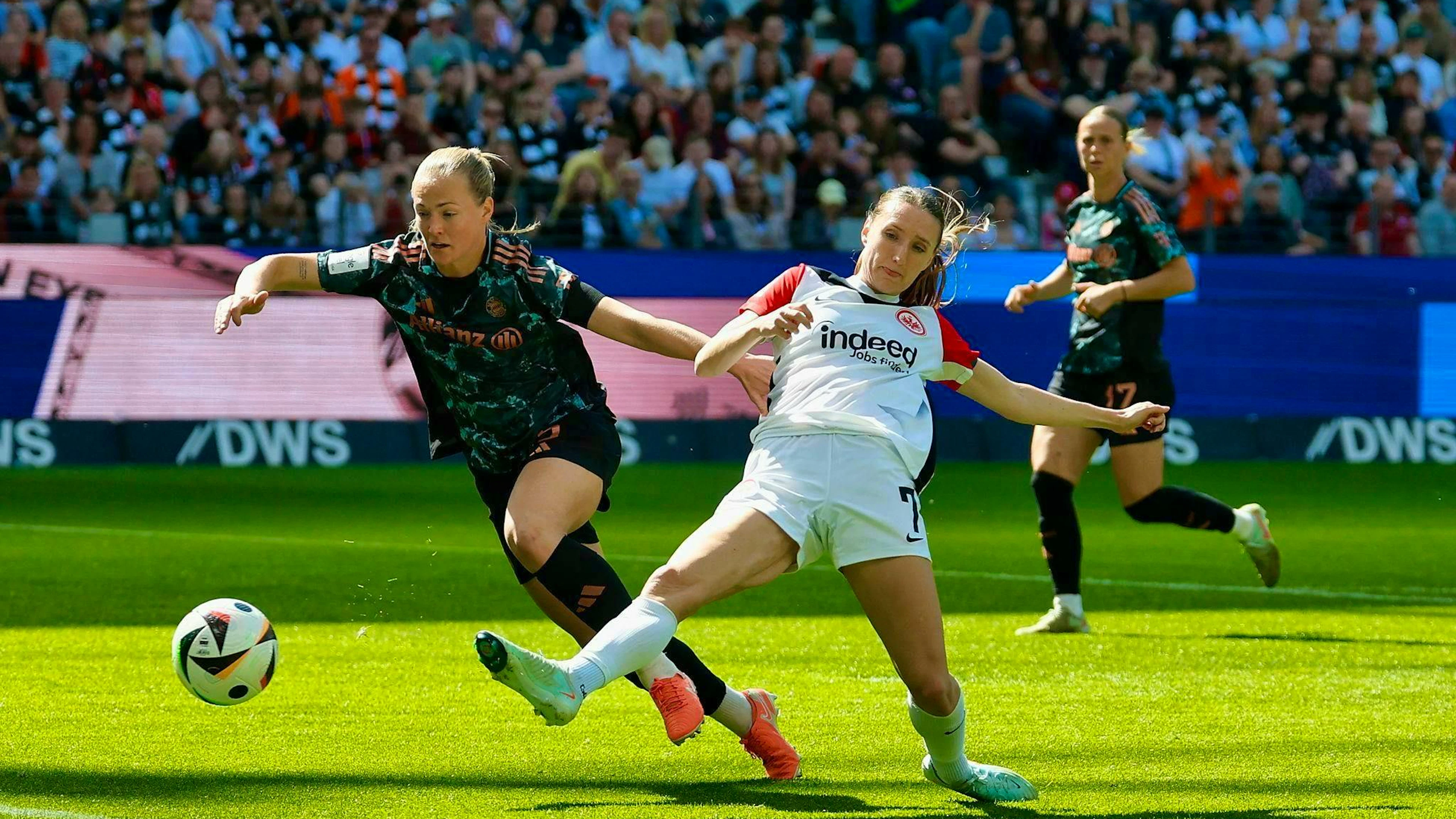 Frankfurt were on the losing end with Lara Prasnikar (right)