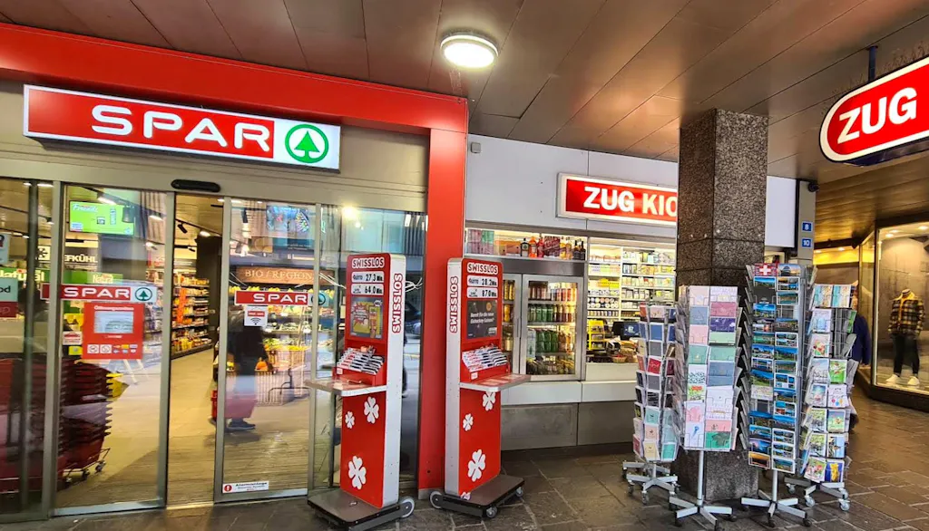 Neue Schweizer Investorengruppe kauft Spar