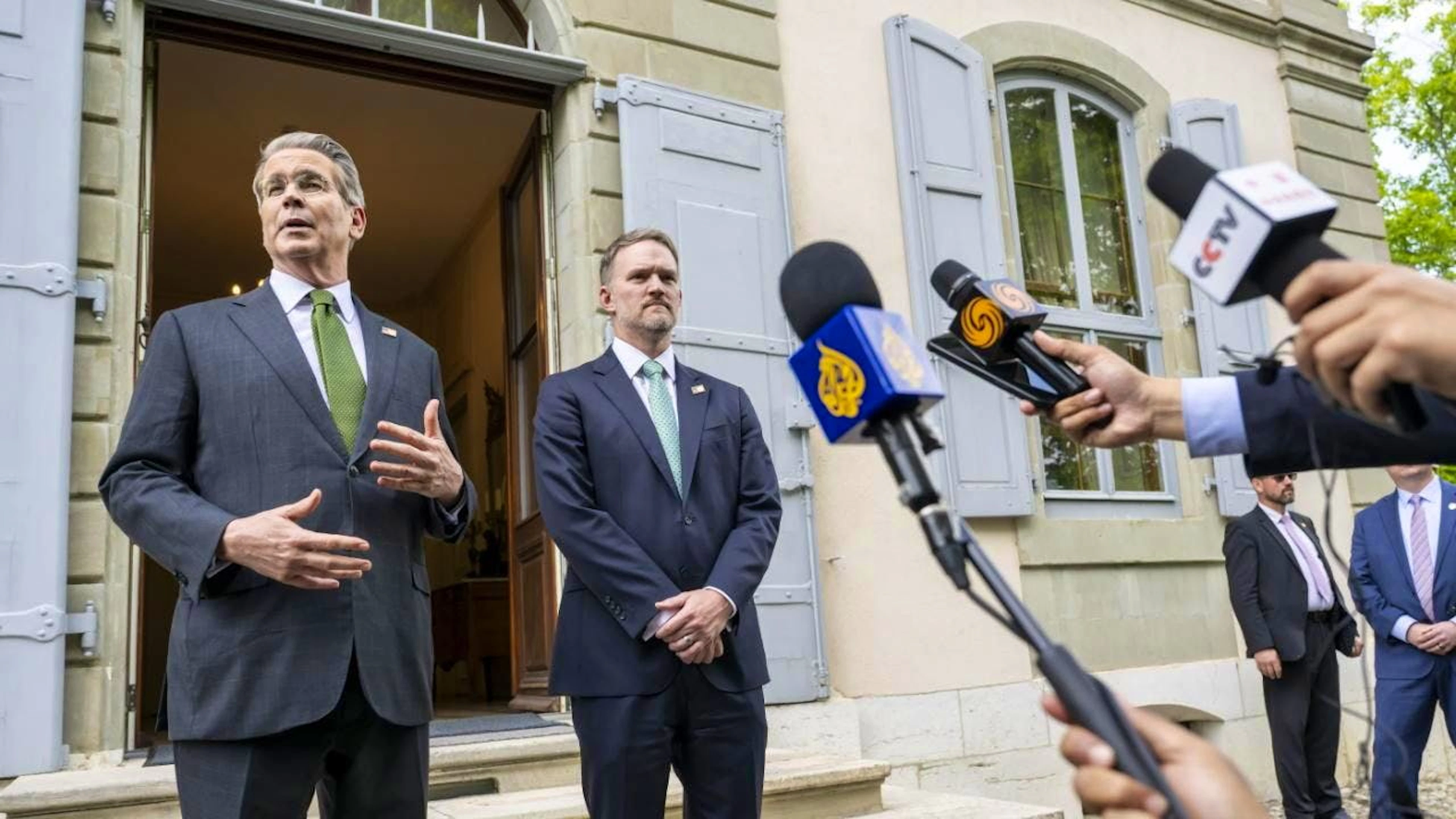 Il Segretario al Tesoro americano Scott Bessent e il rappresentante per il Commercio americano Jamieson Greer