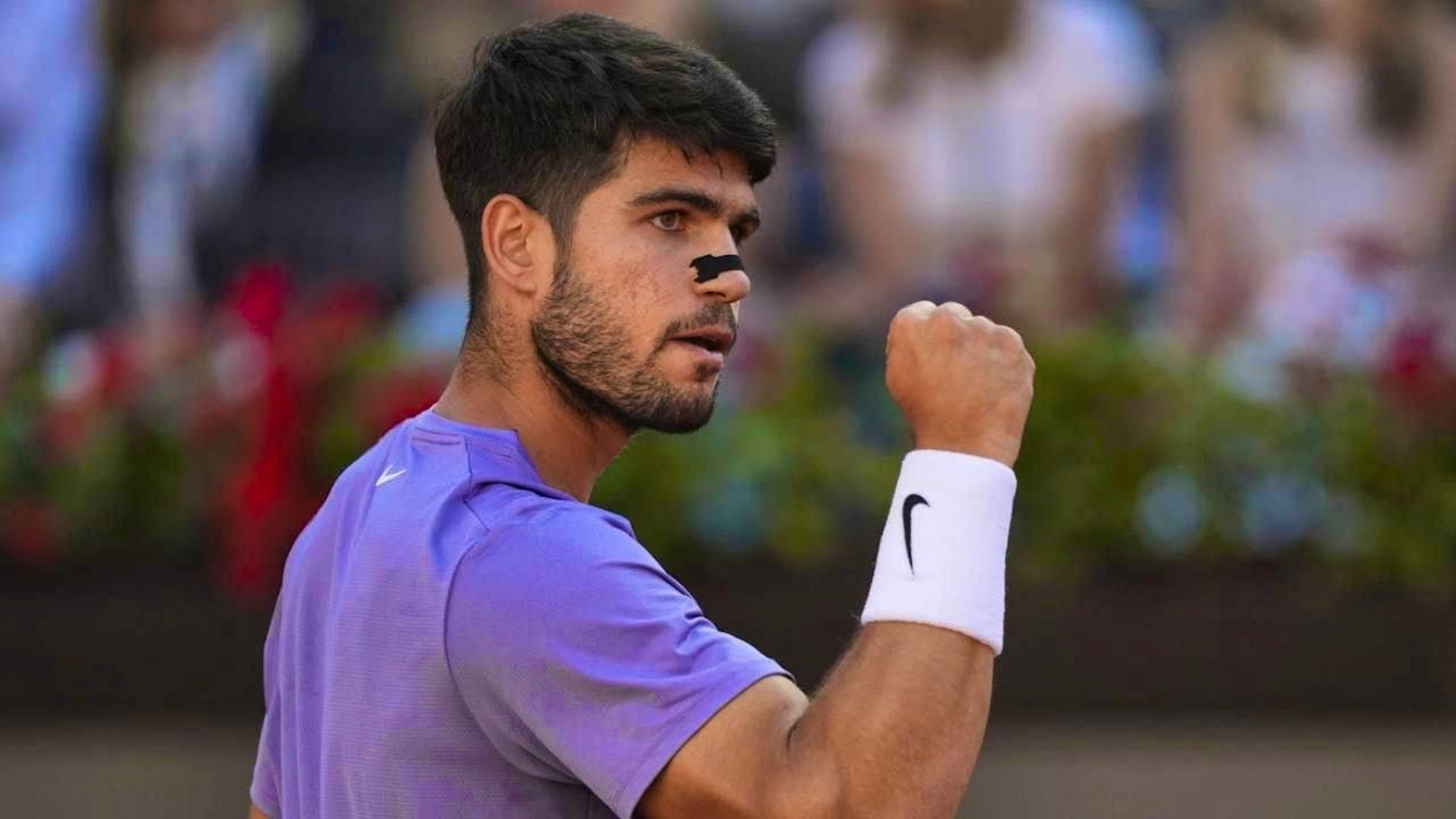 Carlos Alcaraz wins the Masters 1000 tournament in Rome for the first time.