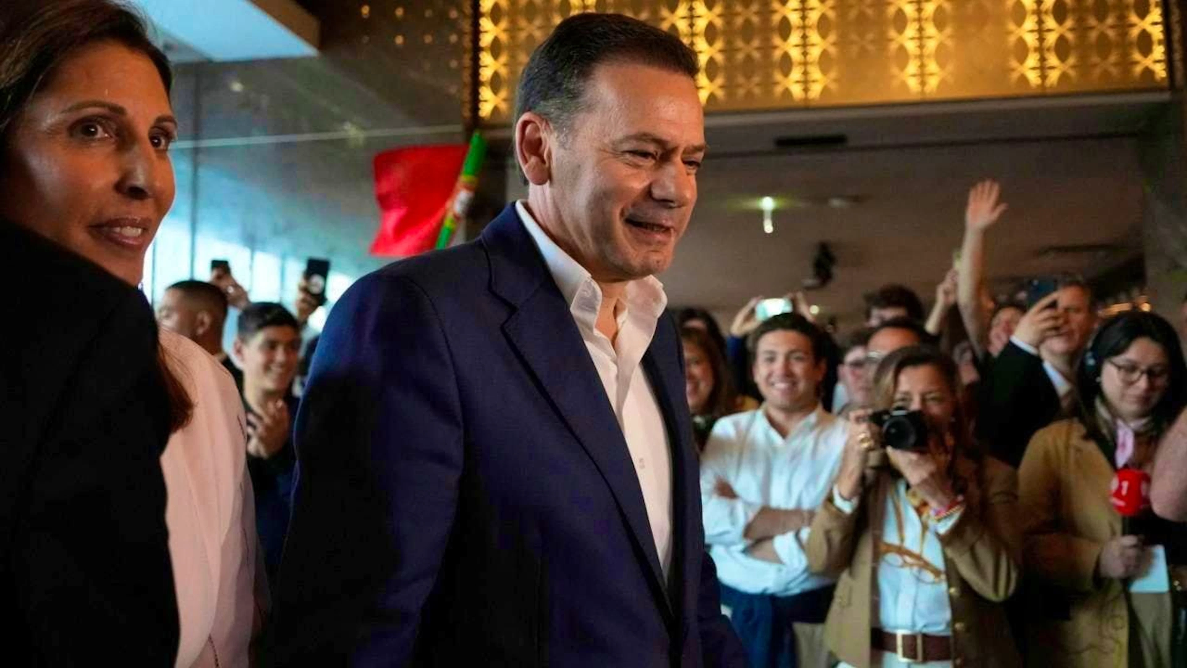 The leader of the center-right Social Democratic Party, Luis Montenegro, arrives at the party's headquarters after the parliamentary elections. Photo: Armando Franca/AP/dpa