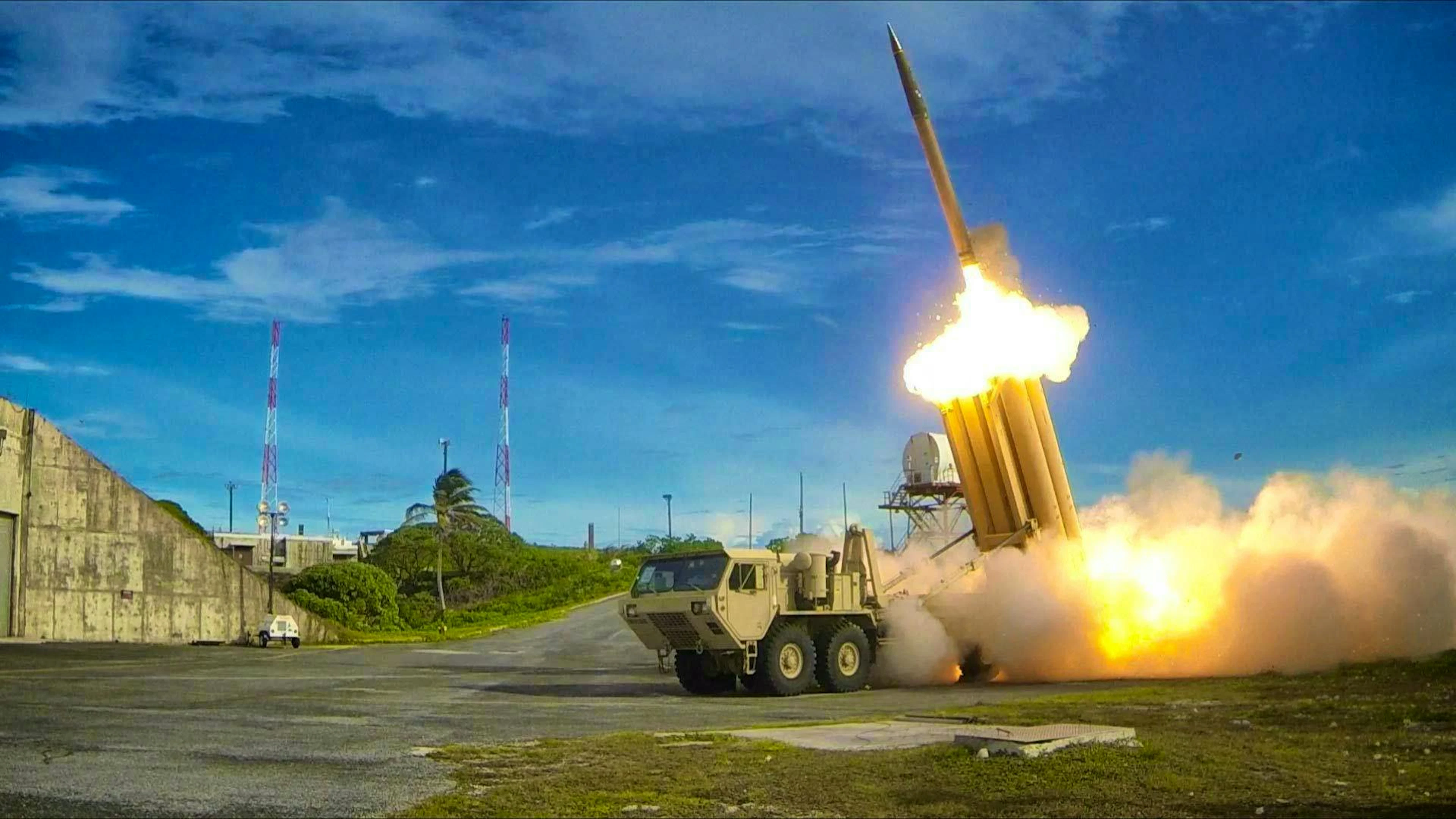 Test de tir d'un missile THAAD.
