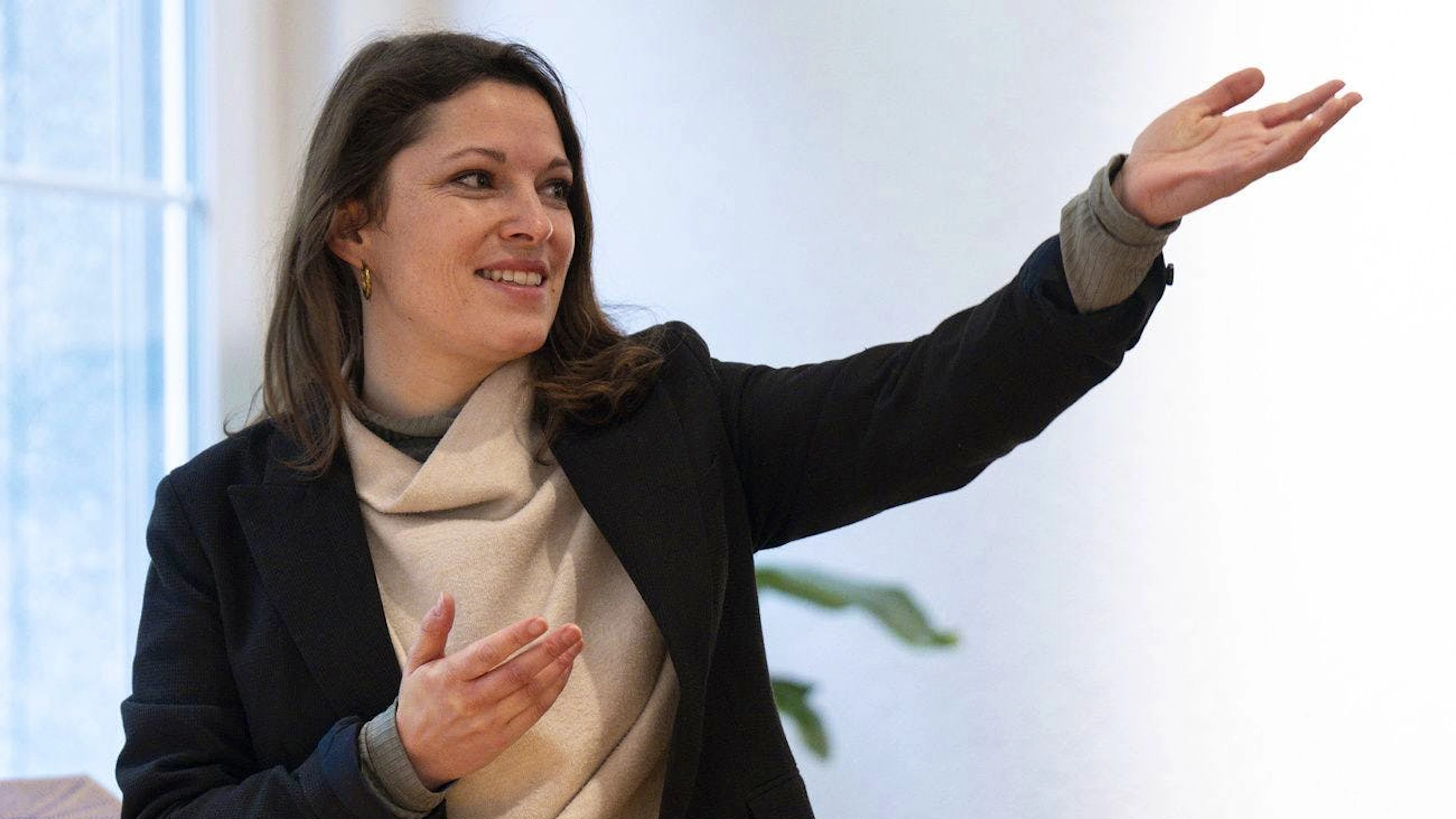 «Ich möchte die Menschen davon überzeugen können, dass es Morgen positiver weitergehen kann, wenn wir uns gemeinsam engagieren»: Mattea Meyer.