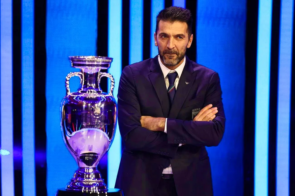 Goalkeeping legend Buffon: 