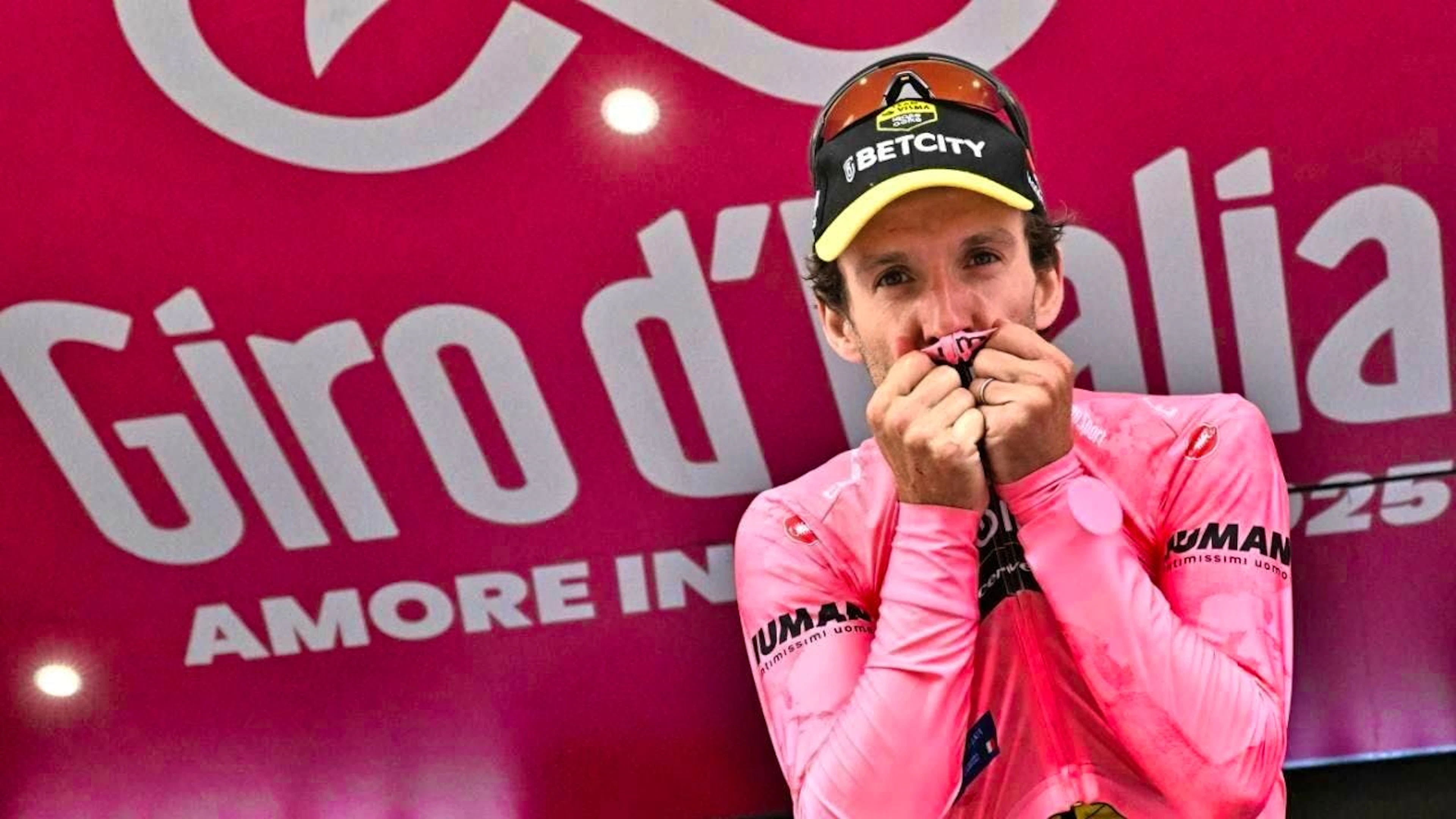 Back in the maglia rosa seven years after the drama: Simon Yates