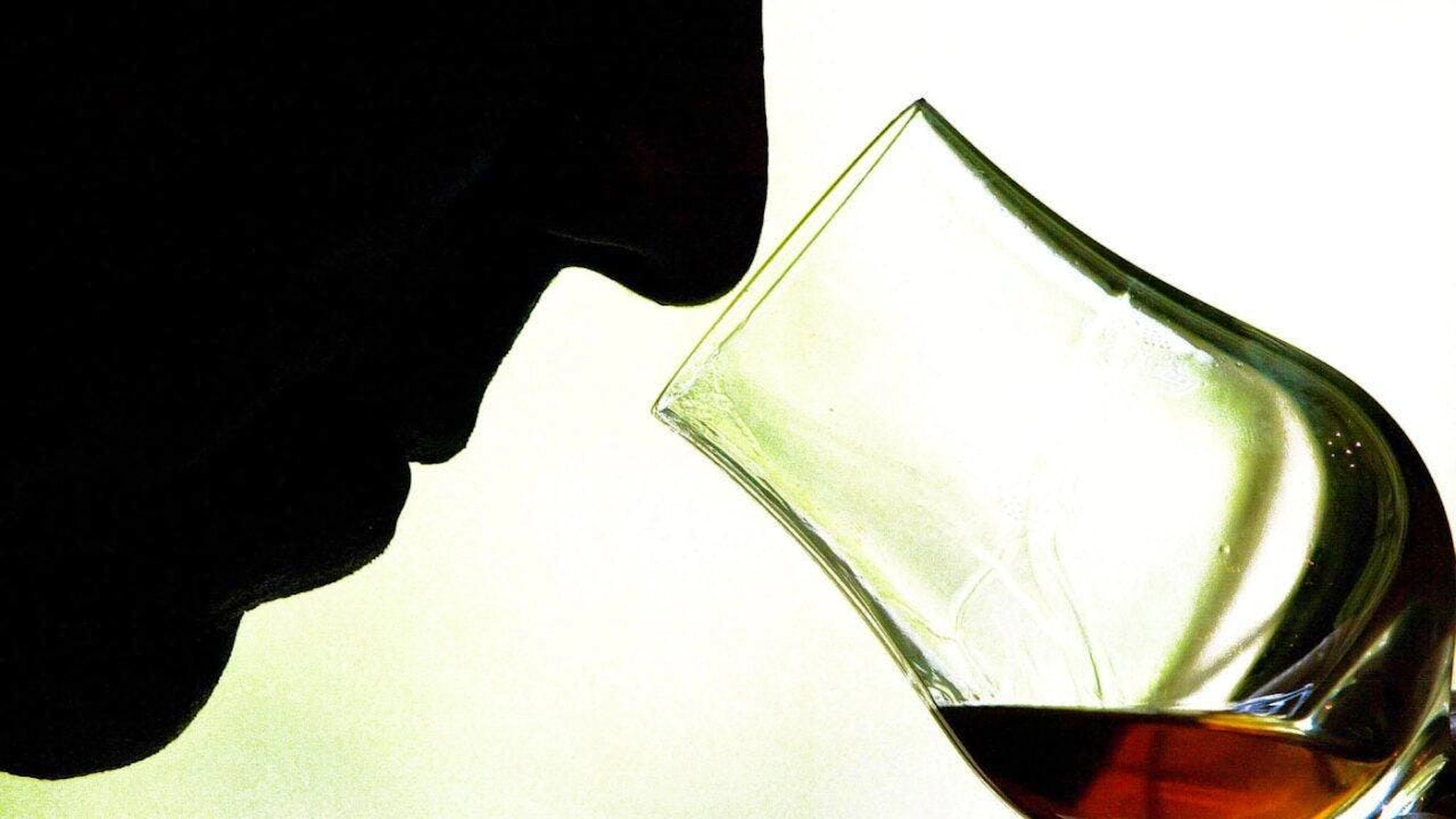 Rémy Cointreau, propriétaire notamment du cognac Rémy Martin , a dégagé un bénéfice net annuel de 121,1 millions d'euros, contre 184,8 millions un an plus tôt, soit un recul de 34,4% (archives).