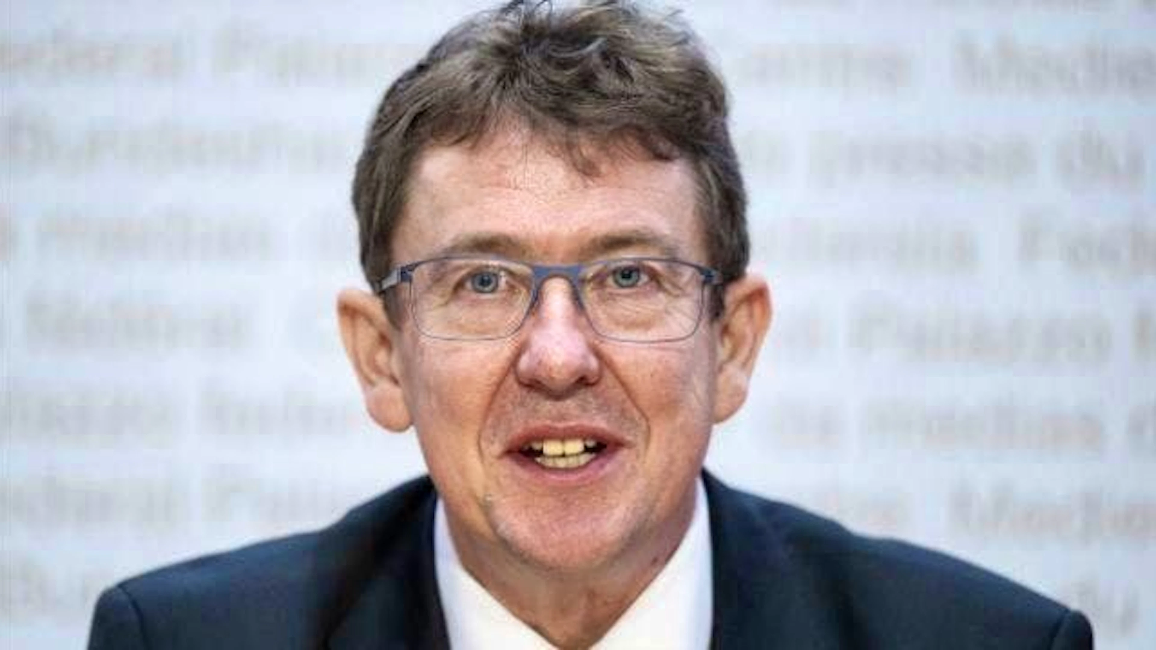 Le conseiller fédéral Albert Rösti s'est exprimé sur les bénéfices de Serafe.