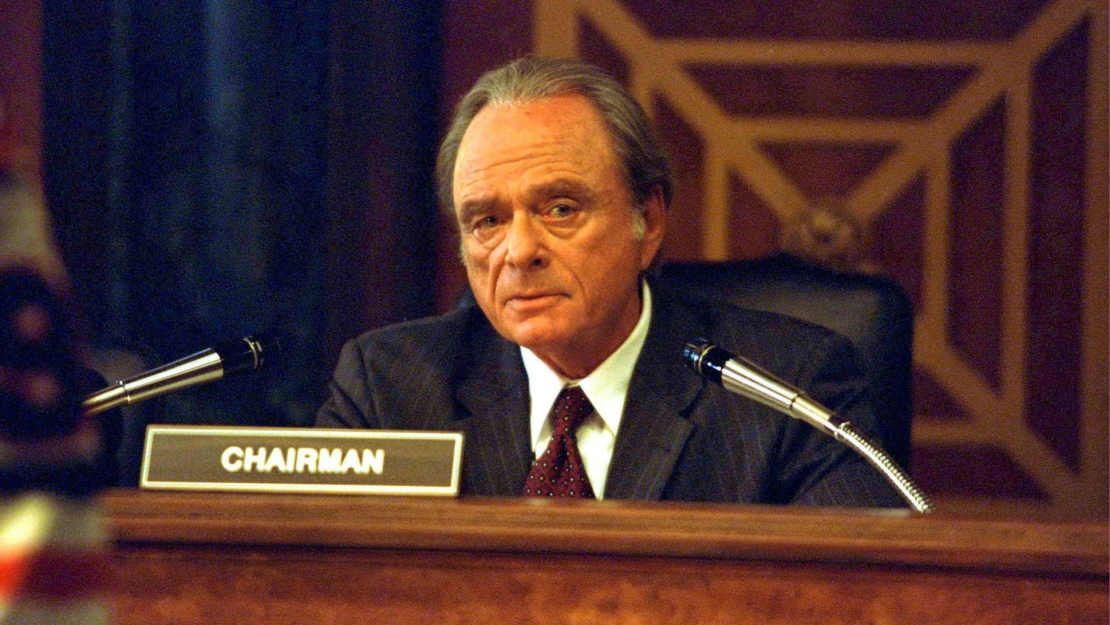 Harris Yulin nel ruolo del presidente Wilson in «Mister Sterling», serie di una sola stagione del 2003.