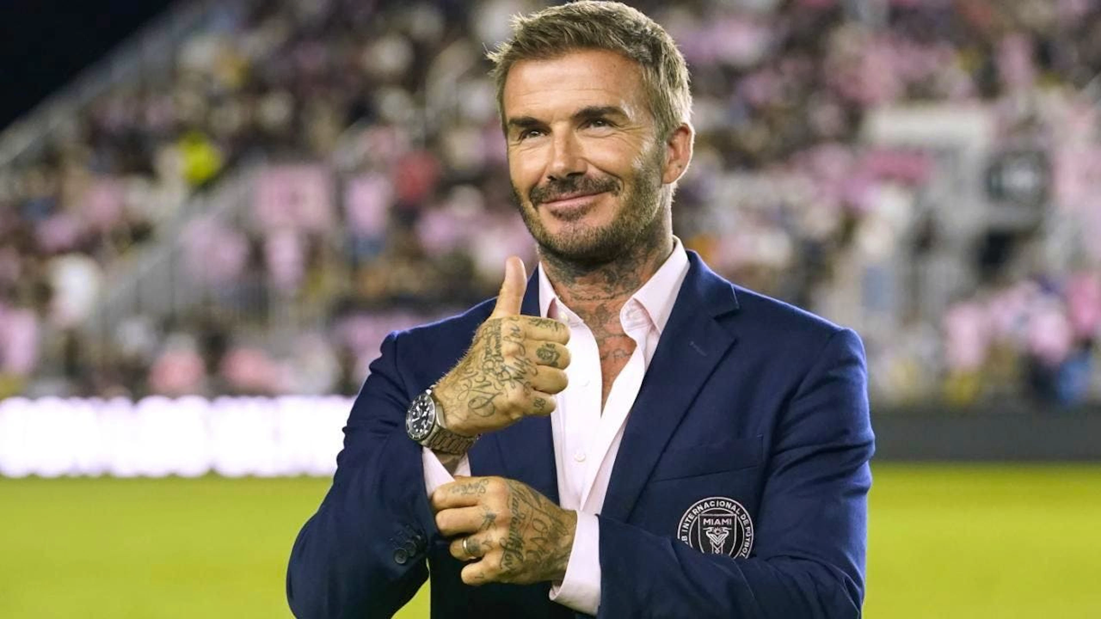 David Beckham freut sich über den königlichen Ritterschlag