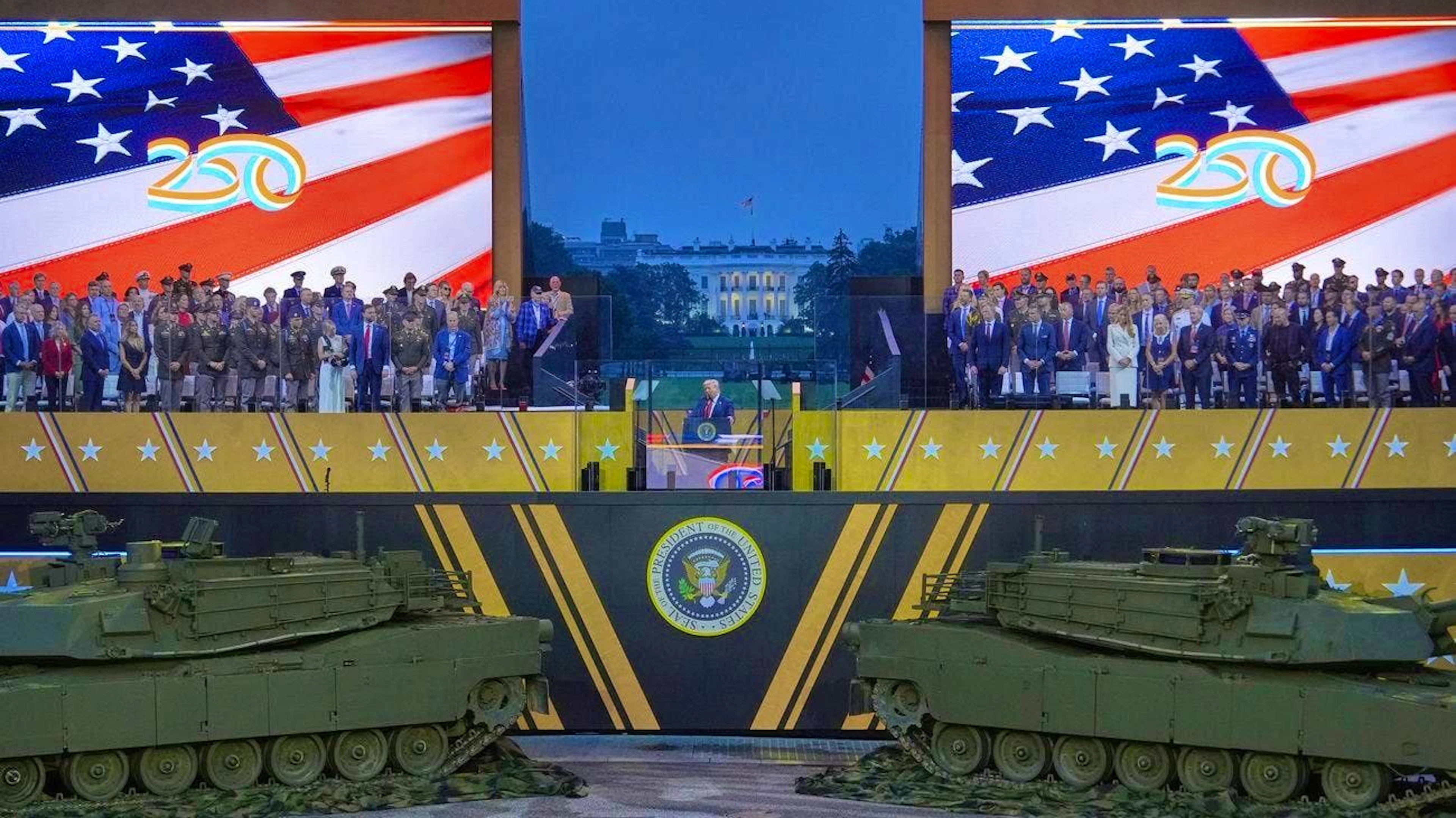 French President Emmanuel Macron had invited Donald Trump to the Champs Élysées as his guest of honor in 2017 - this splendour was to be copied in Washington today. What was on offer there could not hold a candle to Paris.
