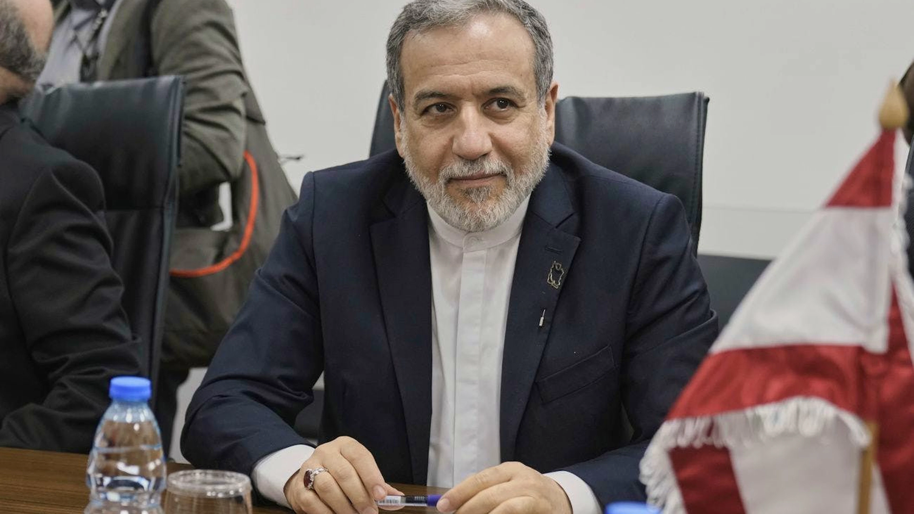 «Nous nous défendons face à l'agression. Notre défense est tout à fait légitime», a plaidé M. Araghchi (ci-dessus) devant les diplomates étrangers (archive).