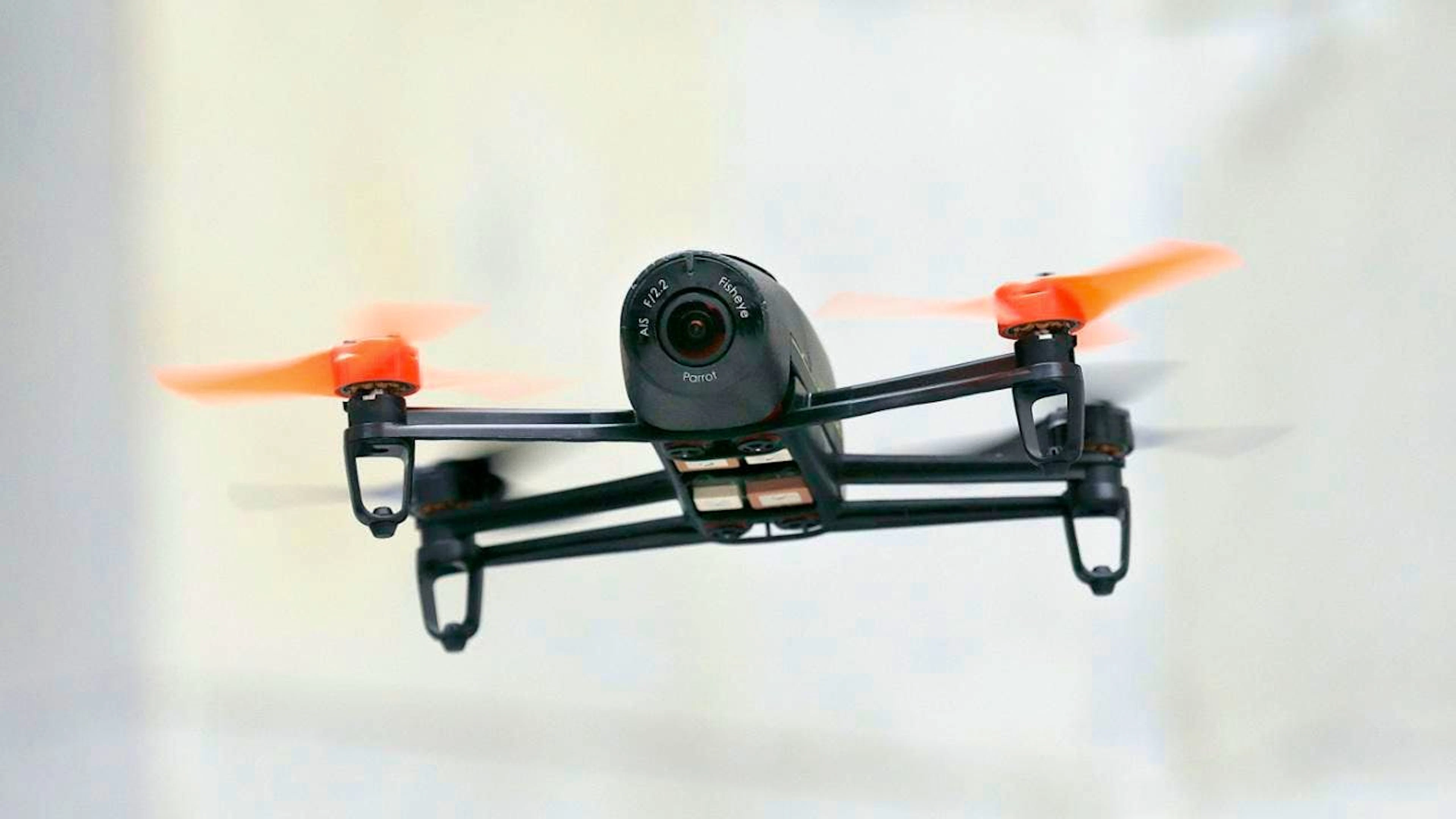 La juge a déploré qu'aucune précision n'ait été donnée "sur le champ de vision des drones et leur portée" (image d'illustration).