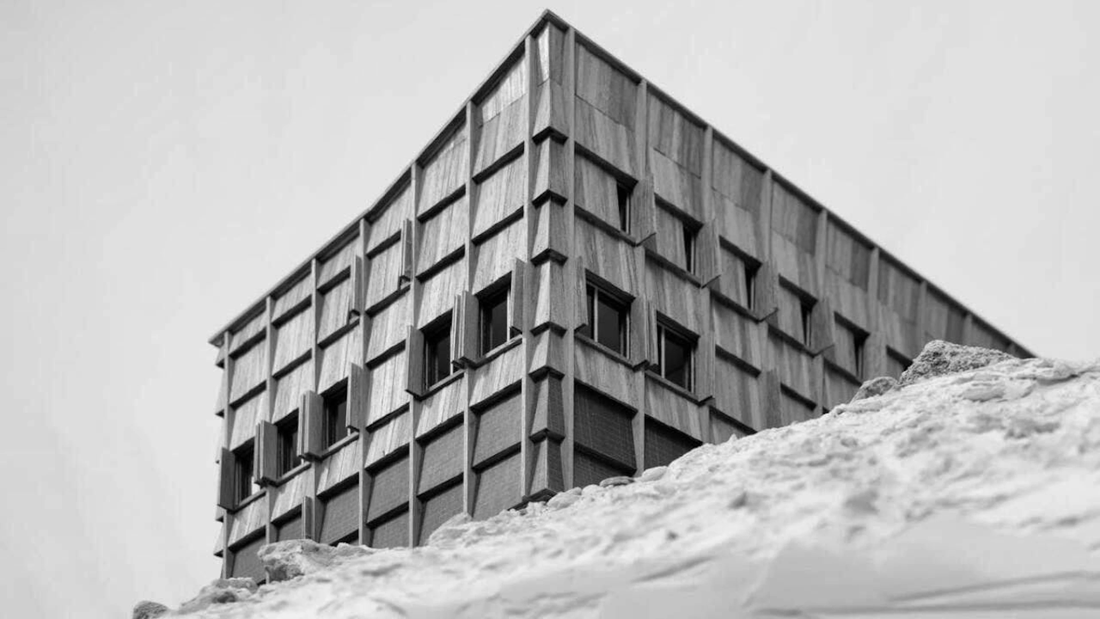 This is what the new Chamanna da Boval on the Morteratsch Glacier in the Engadin is to look like. (Visualization)