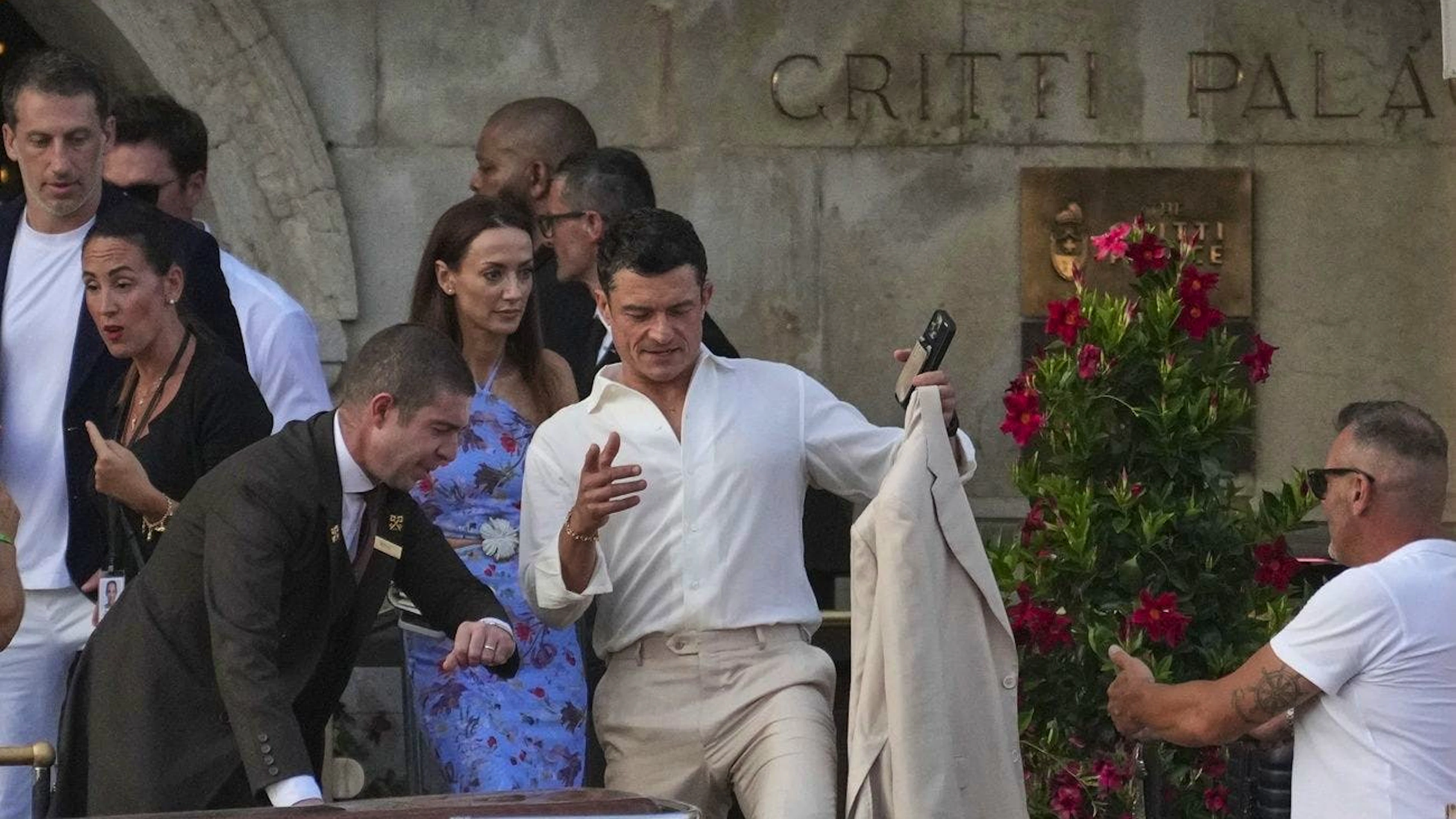 Auch Hollywoodstar Orlando Bloom gehört zu den geladenen Gästen.