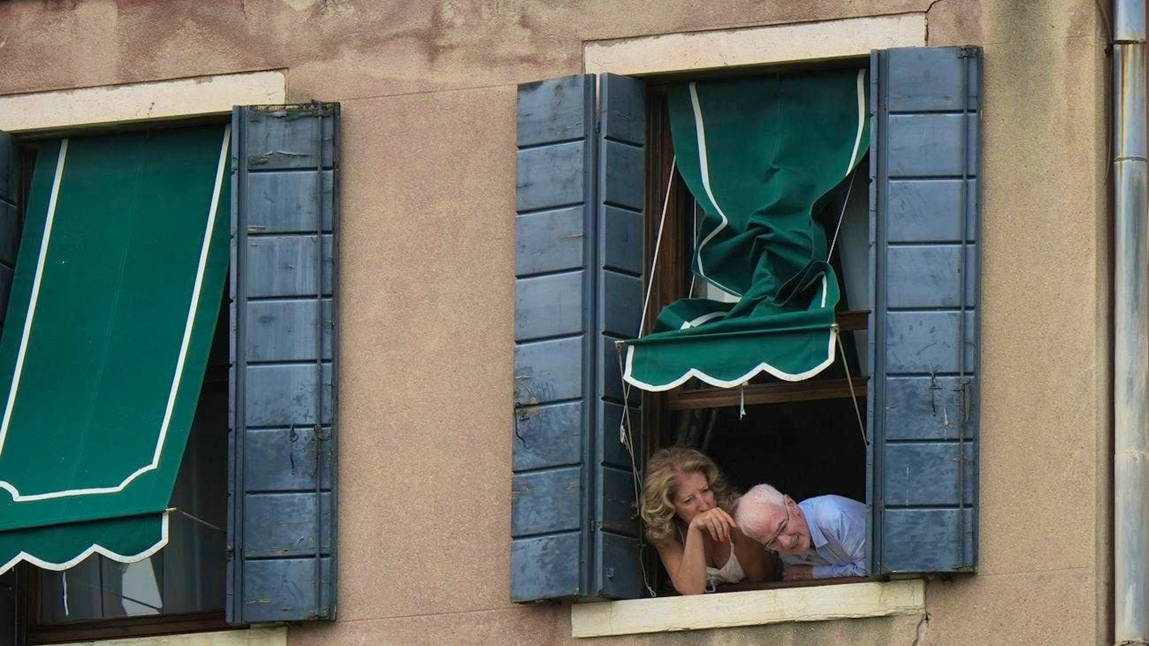 Even the Venetians are amazed by the wedding.