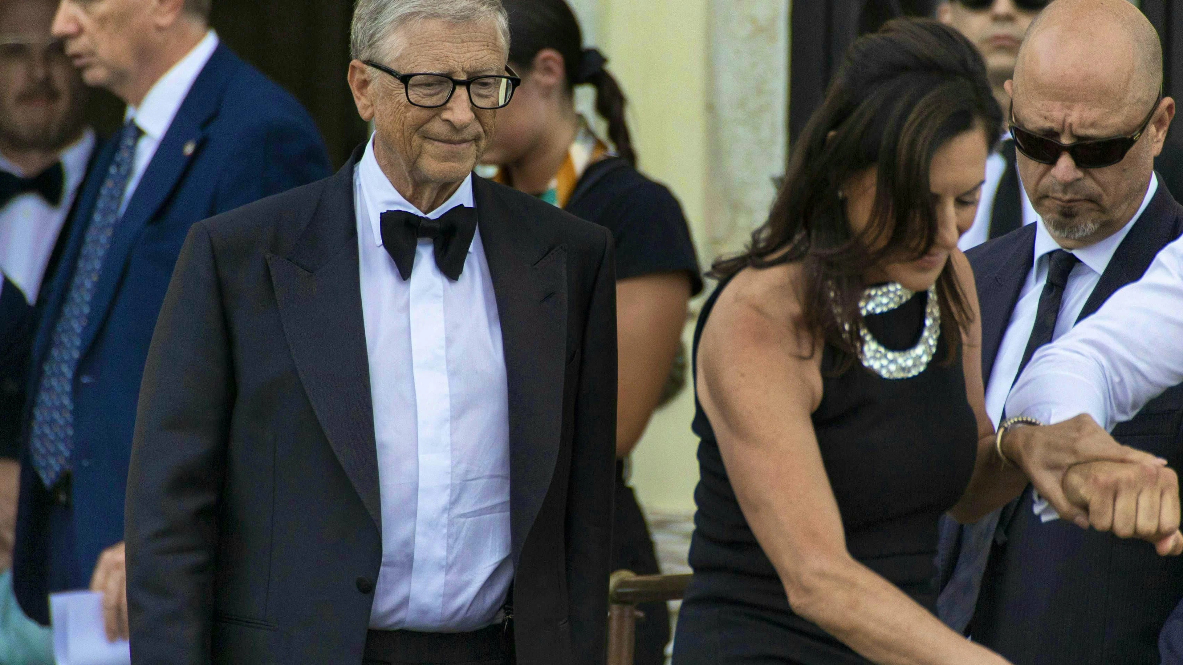 ... Microsoft founder Bill Gates, ...